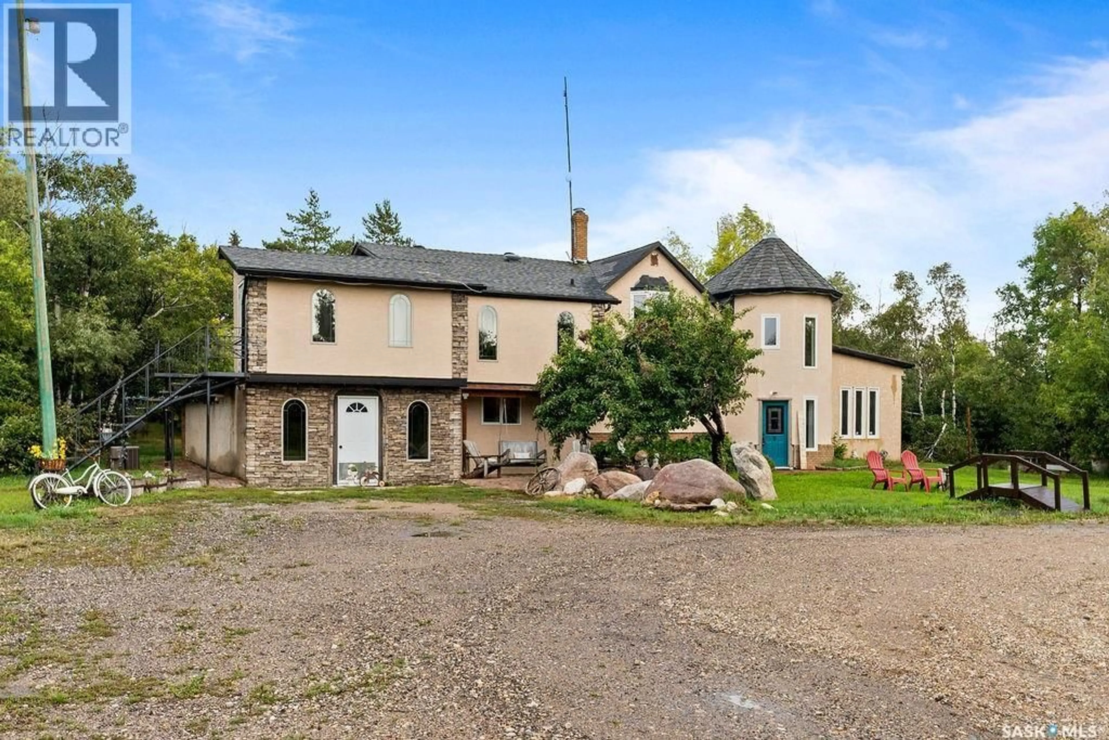 A pic from outside/outdoor area/front of a property/back of a property/a pic from drone, building for THE GRANGE, South Qu'Appelle Rm No. 157 Saskatchewan S0G0E0