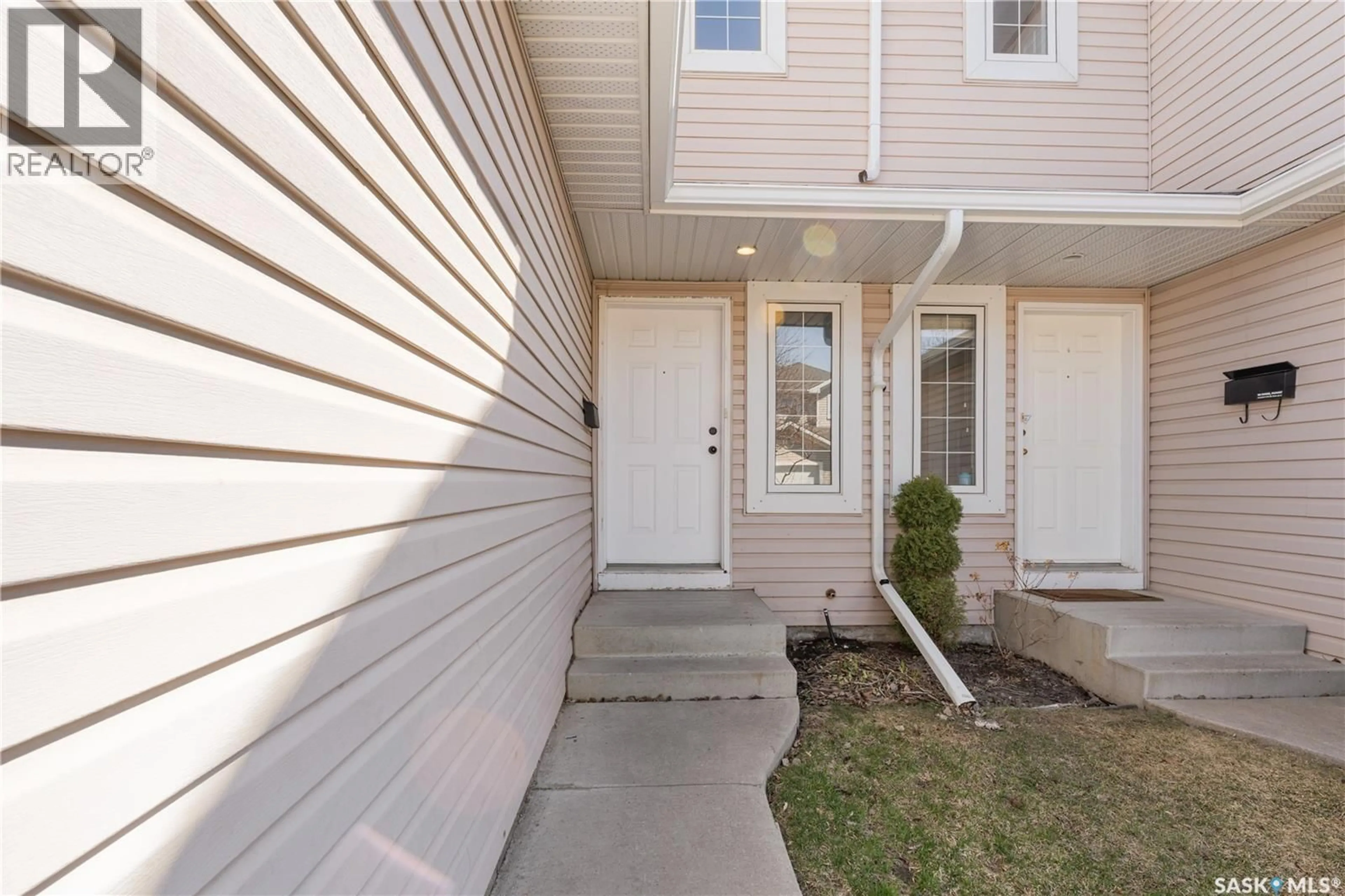 Unknown for 14 103 BERINI DRIVE, Saskatoon Saskatchewan S7N4L2