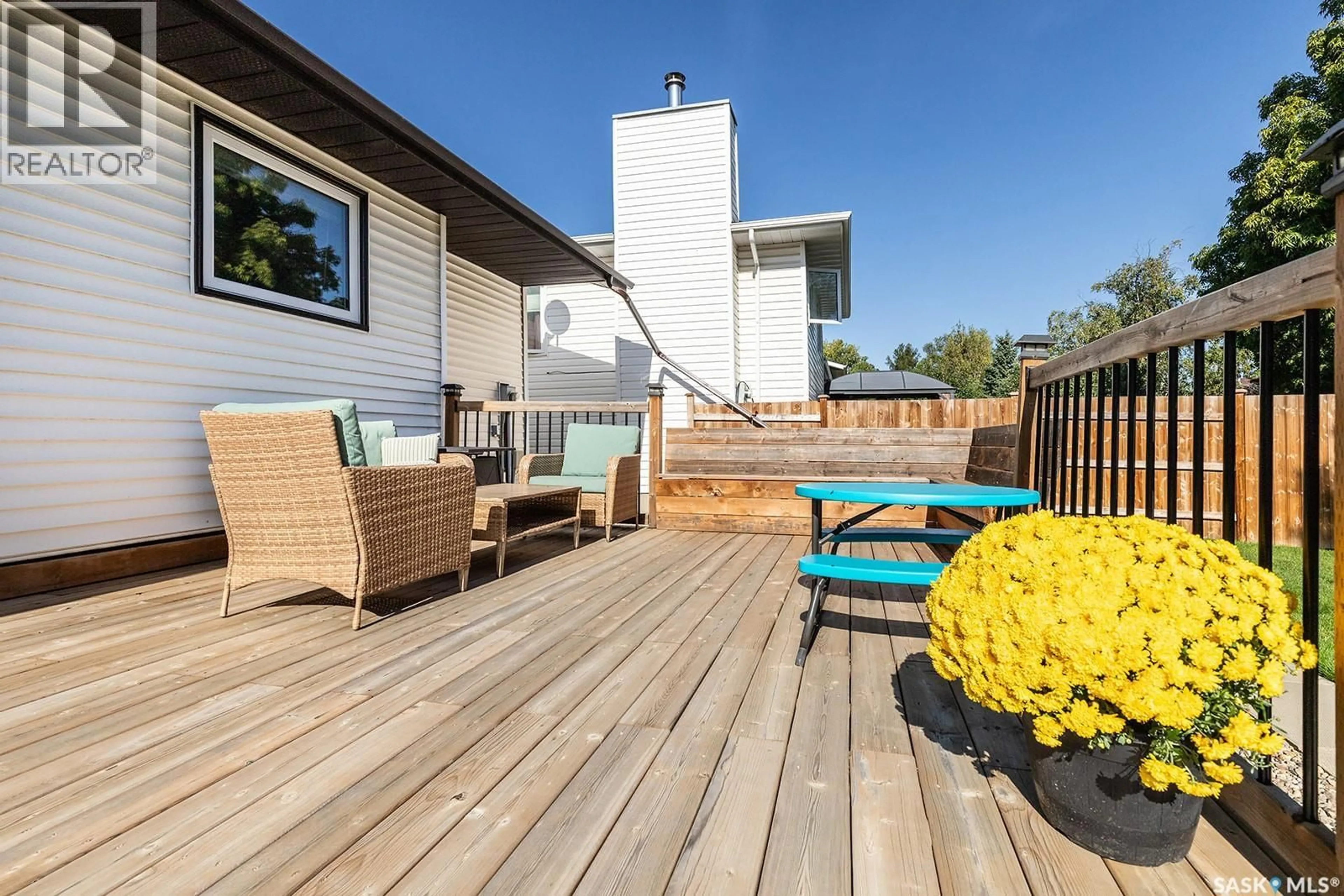 Patio, street for 343 ARMSTRONG WAY, Saskatoon Saskatchewan S7N3N1