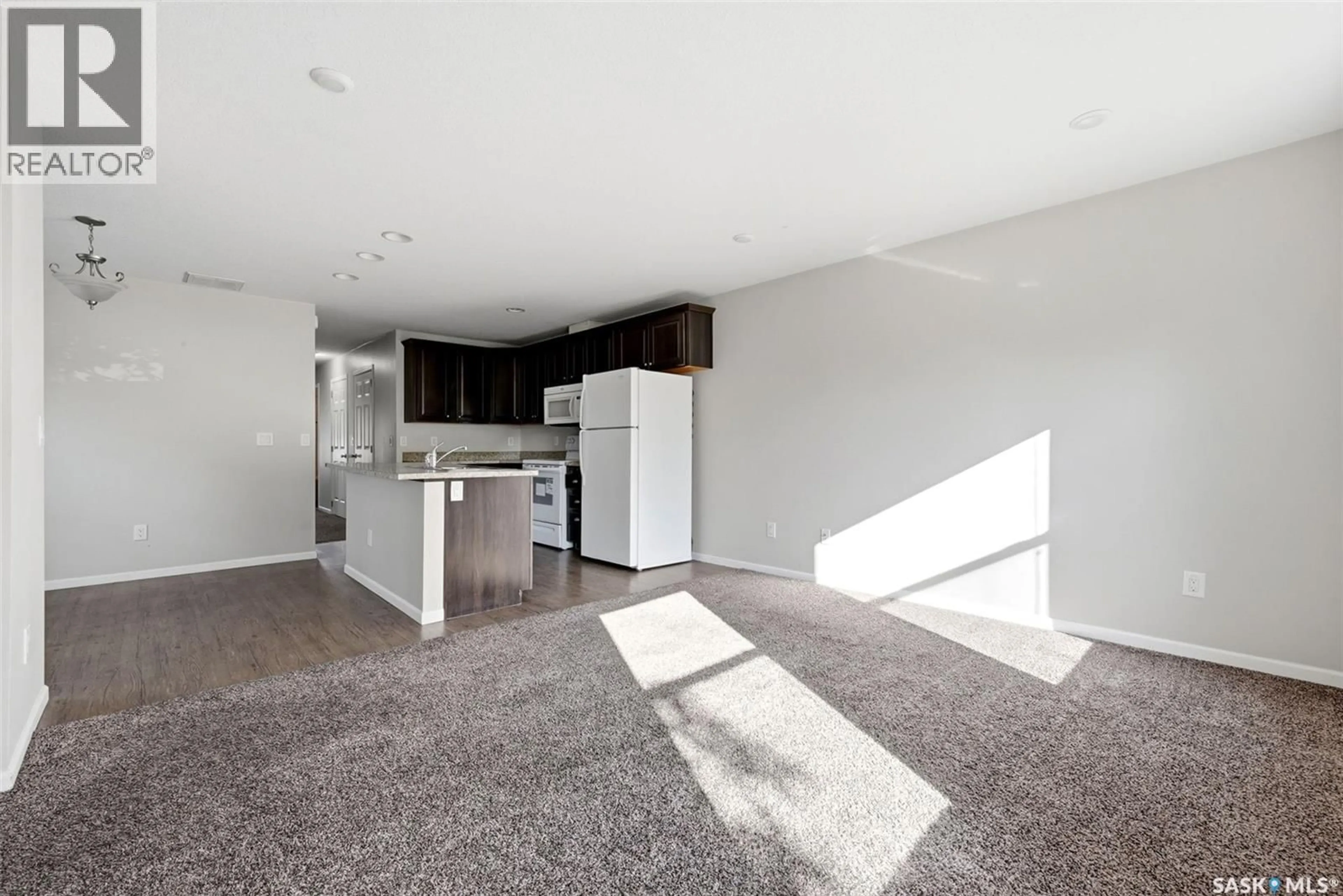 Open concept kitchen, unknown for 1752 YORK STREET, Regina Saskatchewan S4T4P9