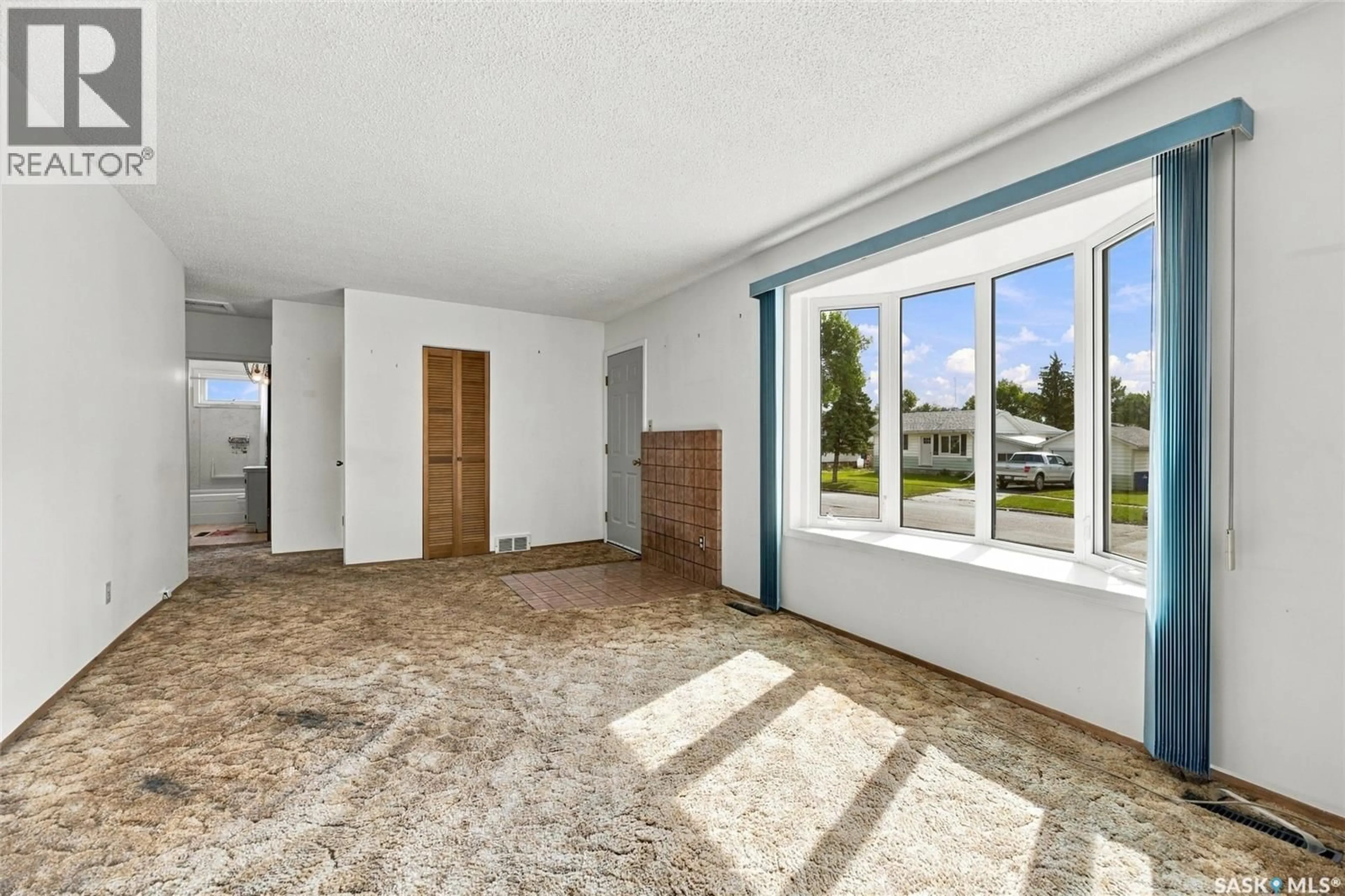 A pic of a room for 313 7TH AVENUE, Rosetown Saskatchewan S0L2V0