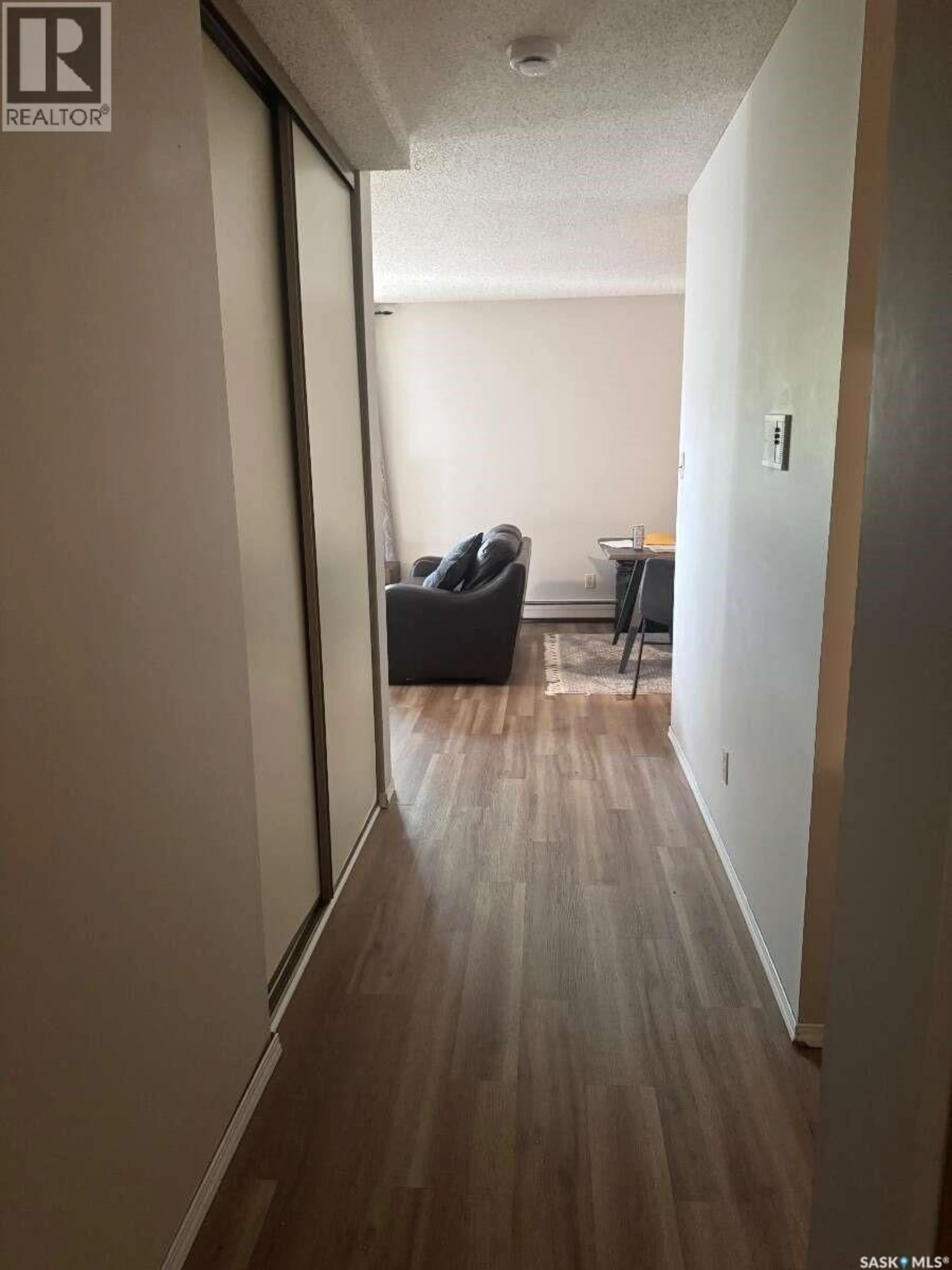A pic of a room for E - 1321 425 115TH STREET, Saskatoon Saskatchewan S7N2E5
