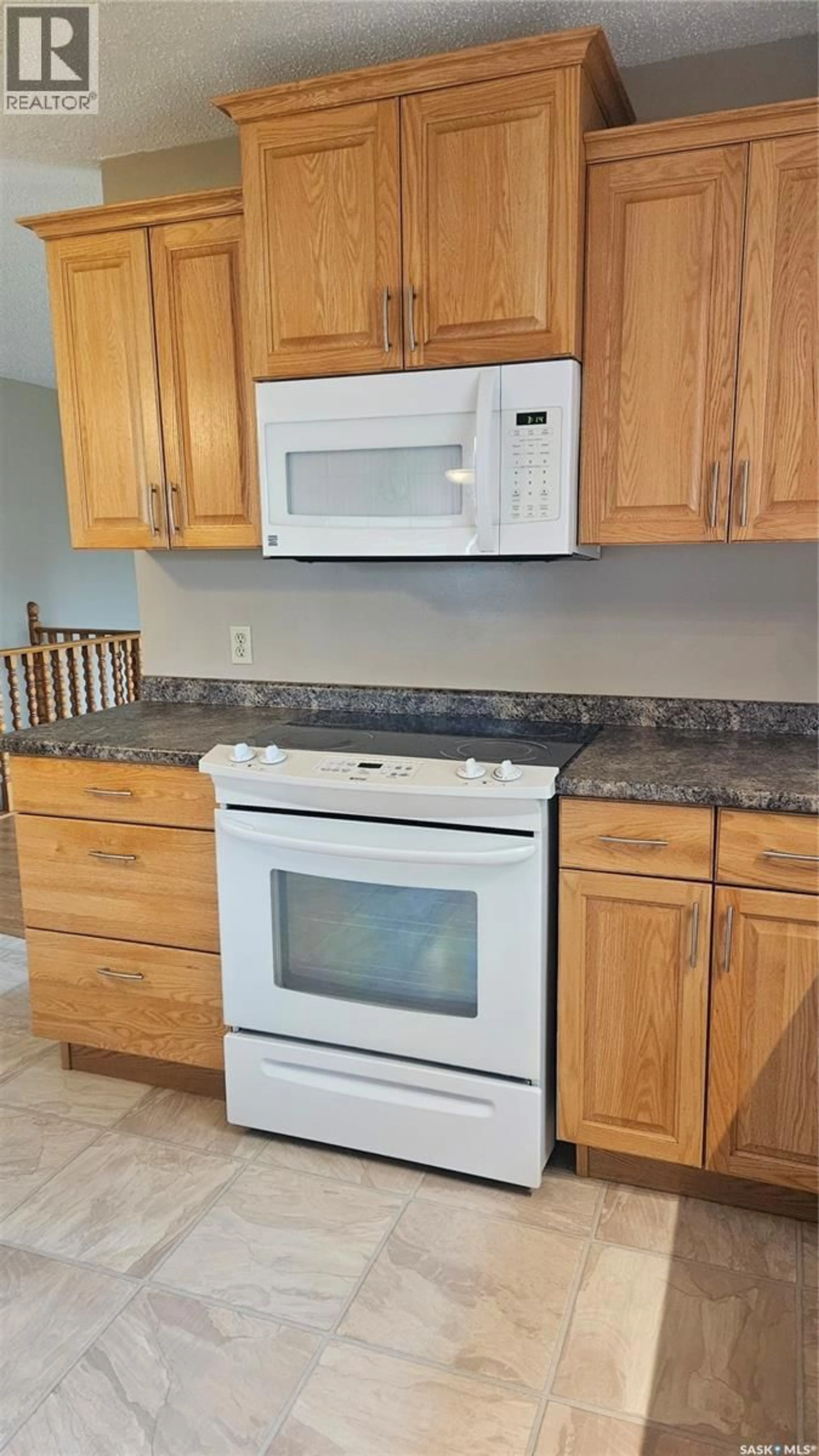 Standard kitchen, ceramic/tile floor for 139 CENTER STREET, St.Benedict Saskatchewan S0K3T0