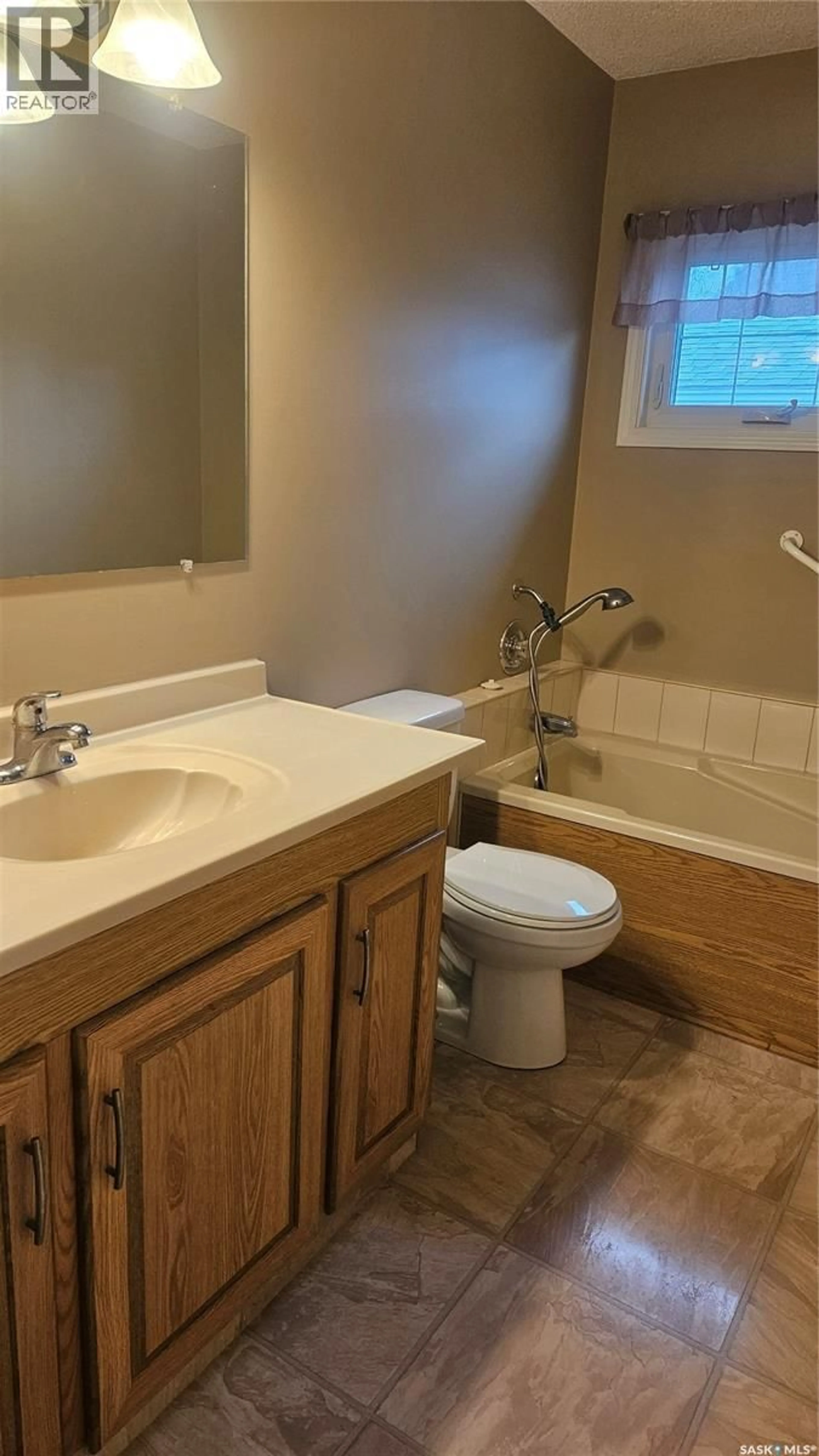 Standard bathroom, ceramic/tile floor for 139 CENTER STREET, St.Benedict Saskatchewan S0K3T0