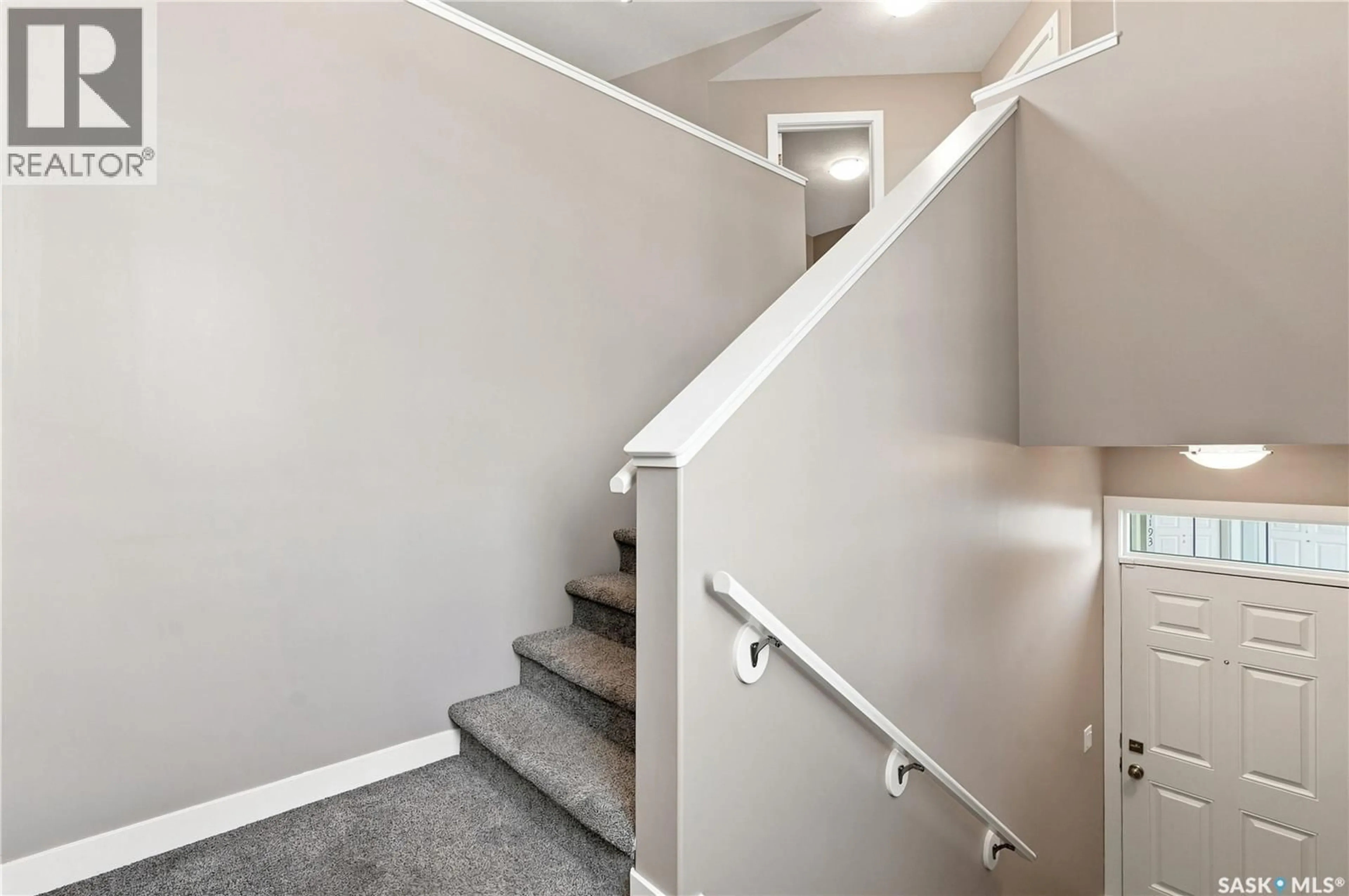 Stairs for E - 4199 GREEN APPLE DRIVE, Regina Saskatchewan S4V1S1