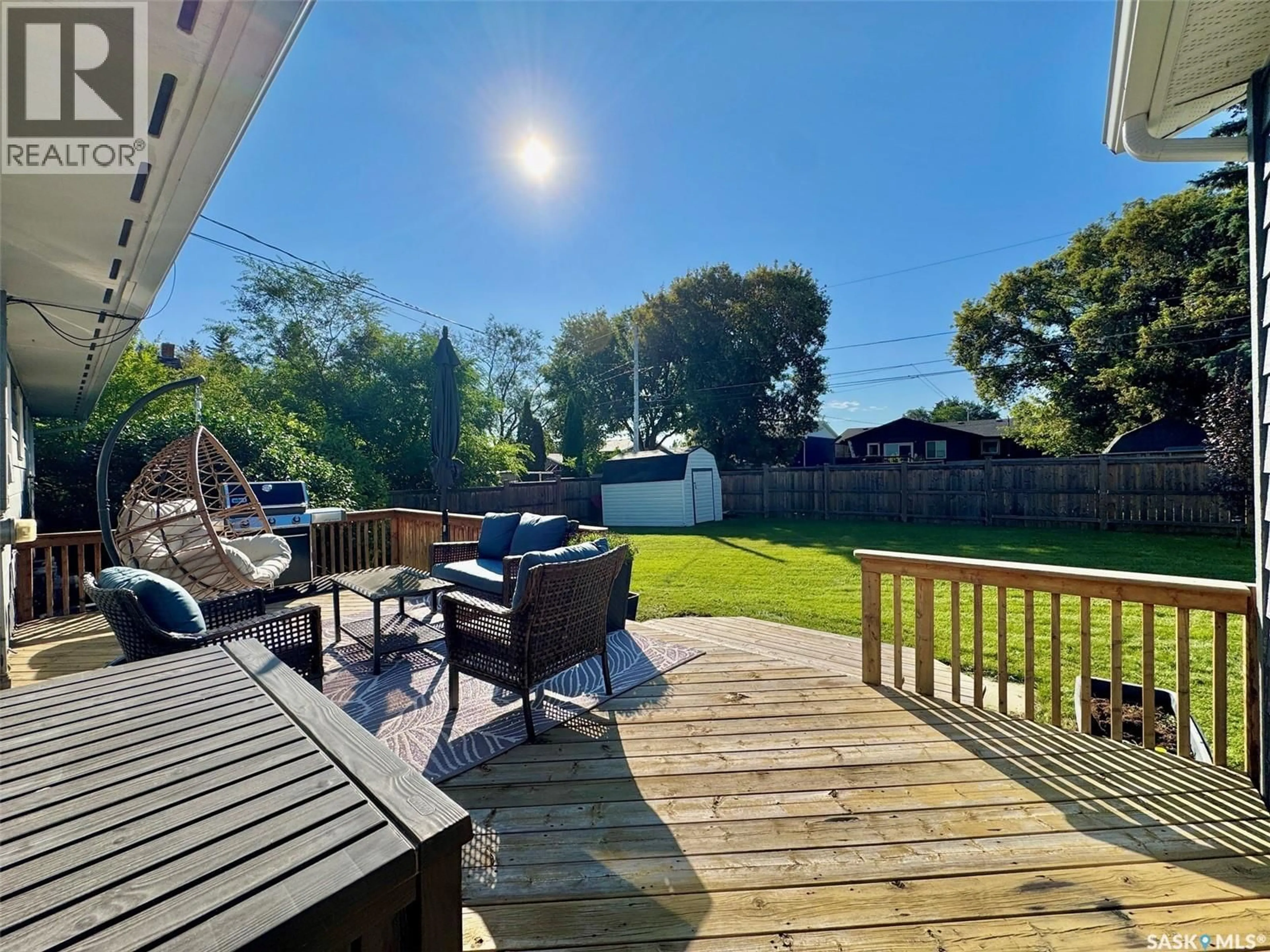 Patio, water/lake/river/ocean view for 331 34TH STREET, Battleford Saskatchewan S0M0E0