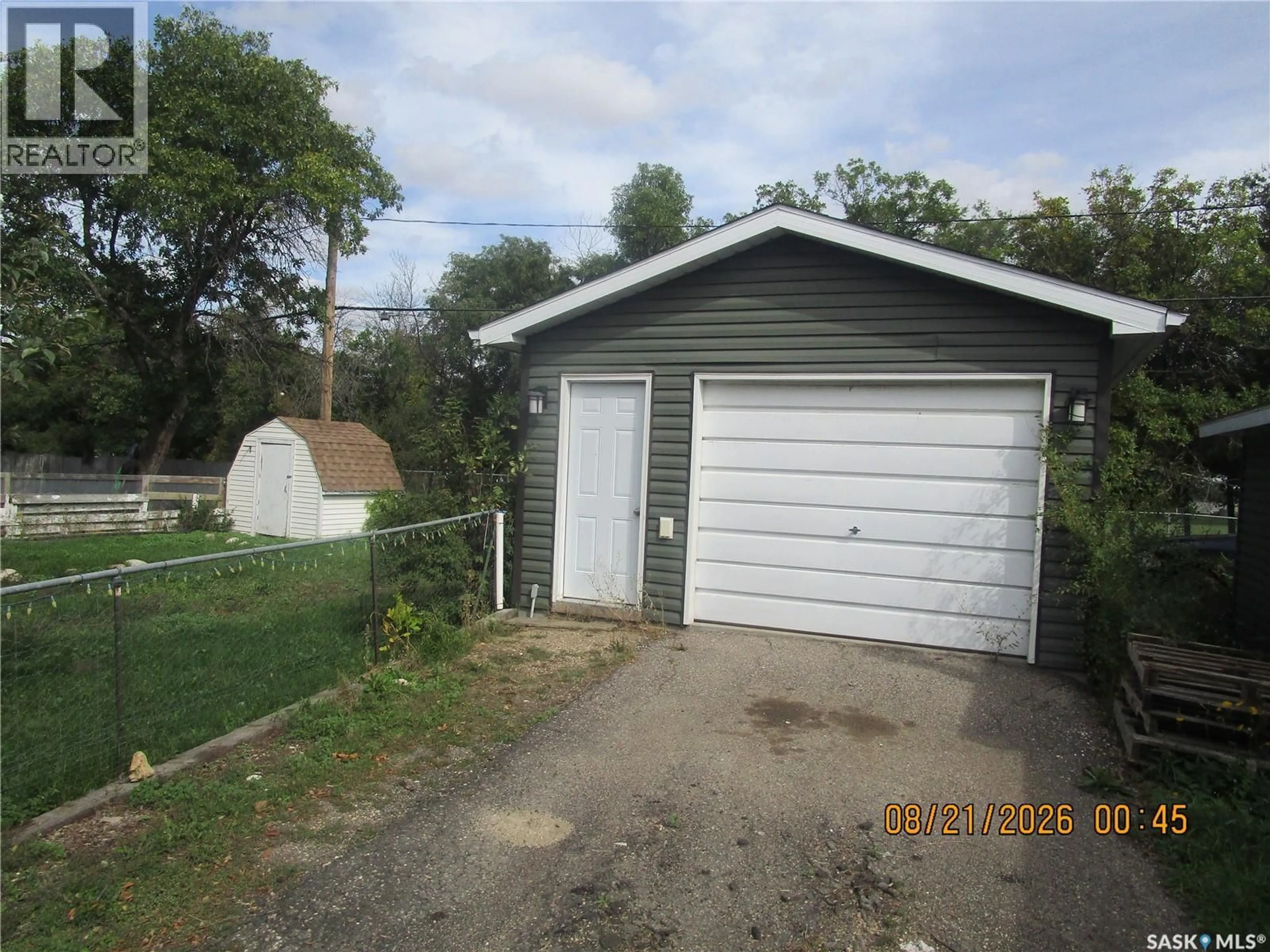 Shed for 112 WOOD CRESCENT, Assiniboia Saskatchewan S0H0B0