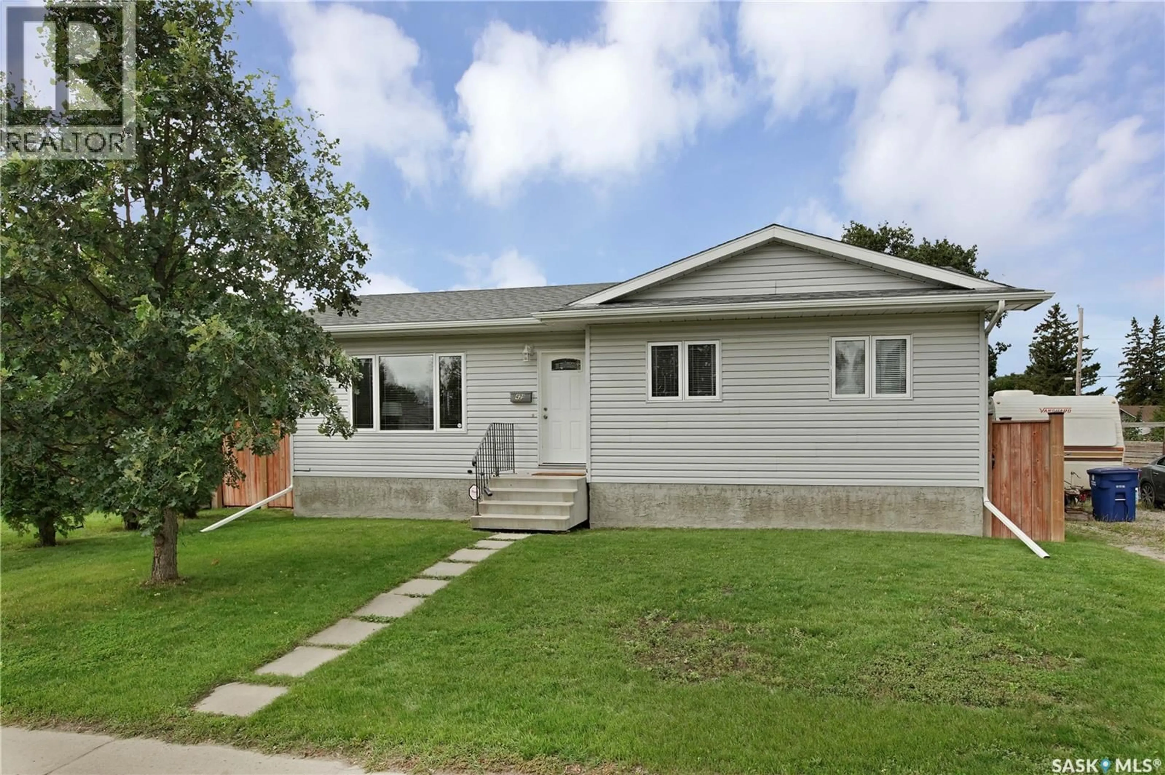 Home with vinyl exterior material, street for 42A 5TH AVENUE, Martensville Saskatchewan S0K2T2