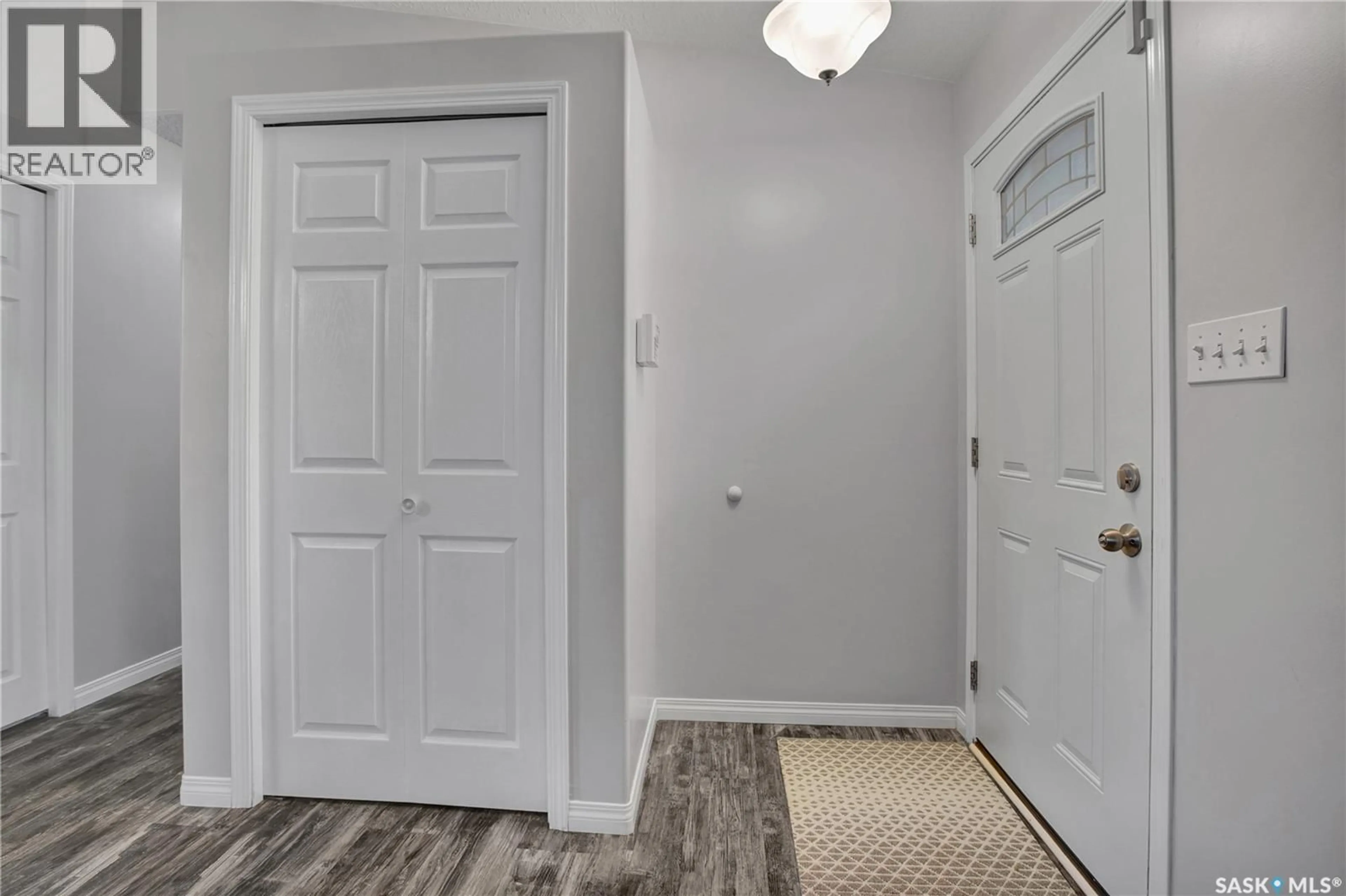 Indoor entryway for 42A 5TH AVENUE, Martensville Saskatchewan S0K2T2