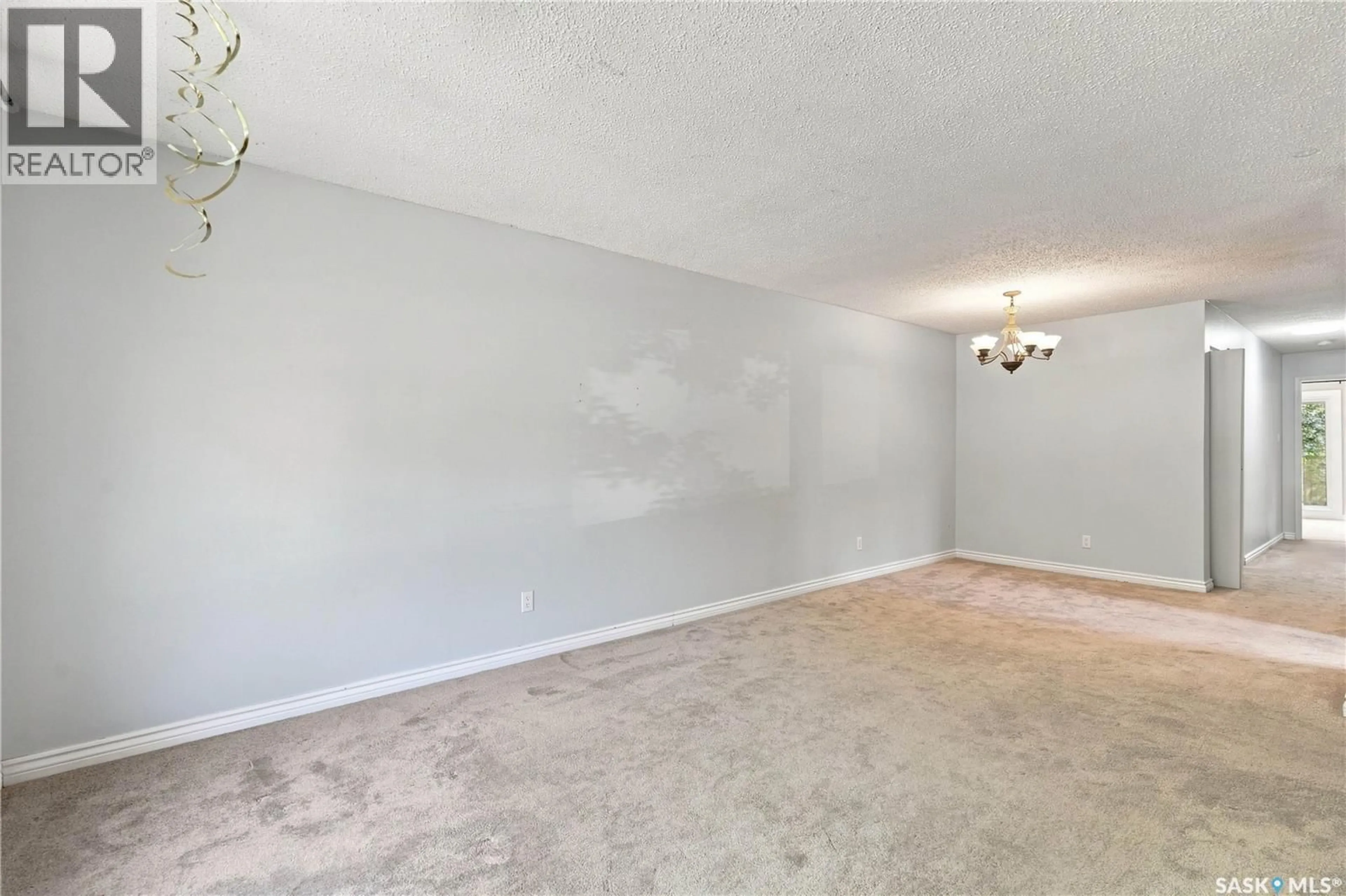 A pic of a room for 1921 MCKERCHER DRIVE, Saskatoon Saskatchewan S7J3W1