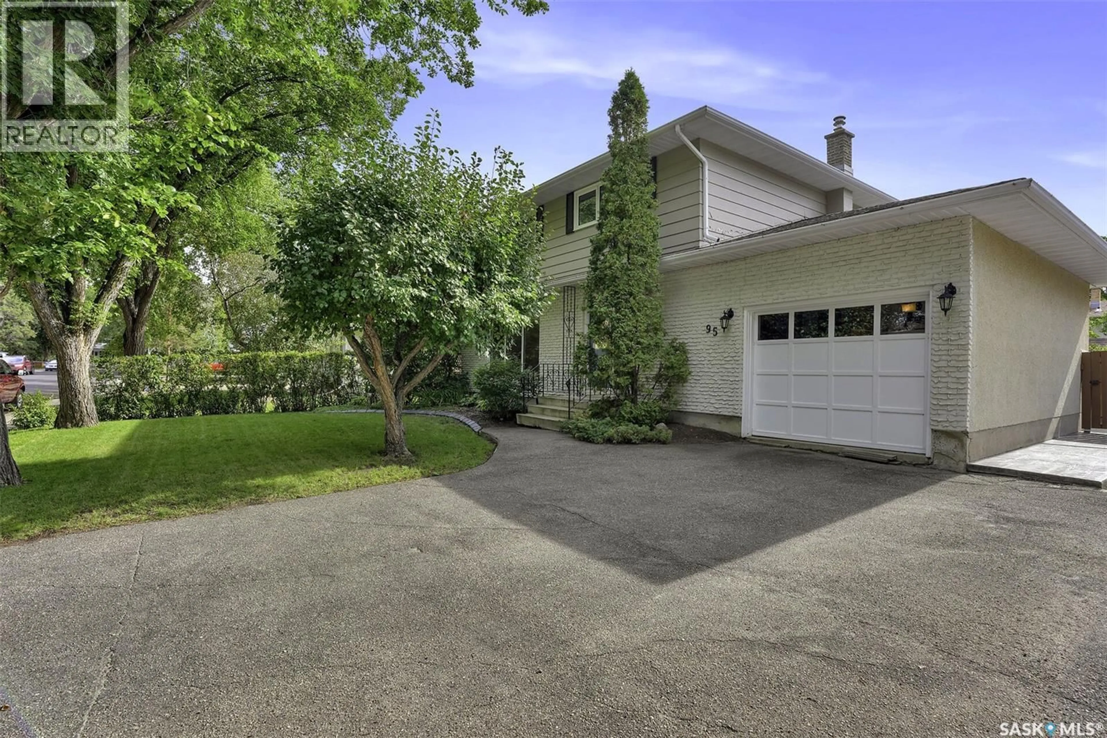Unknown for 95 DEERGROVE CRESCENT, Regina Saskatchewan S4S5M2