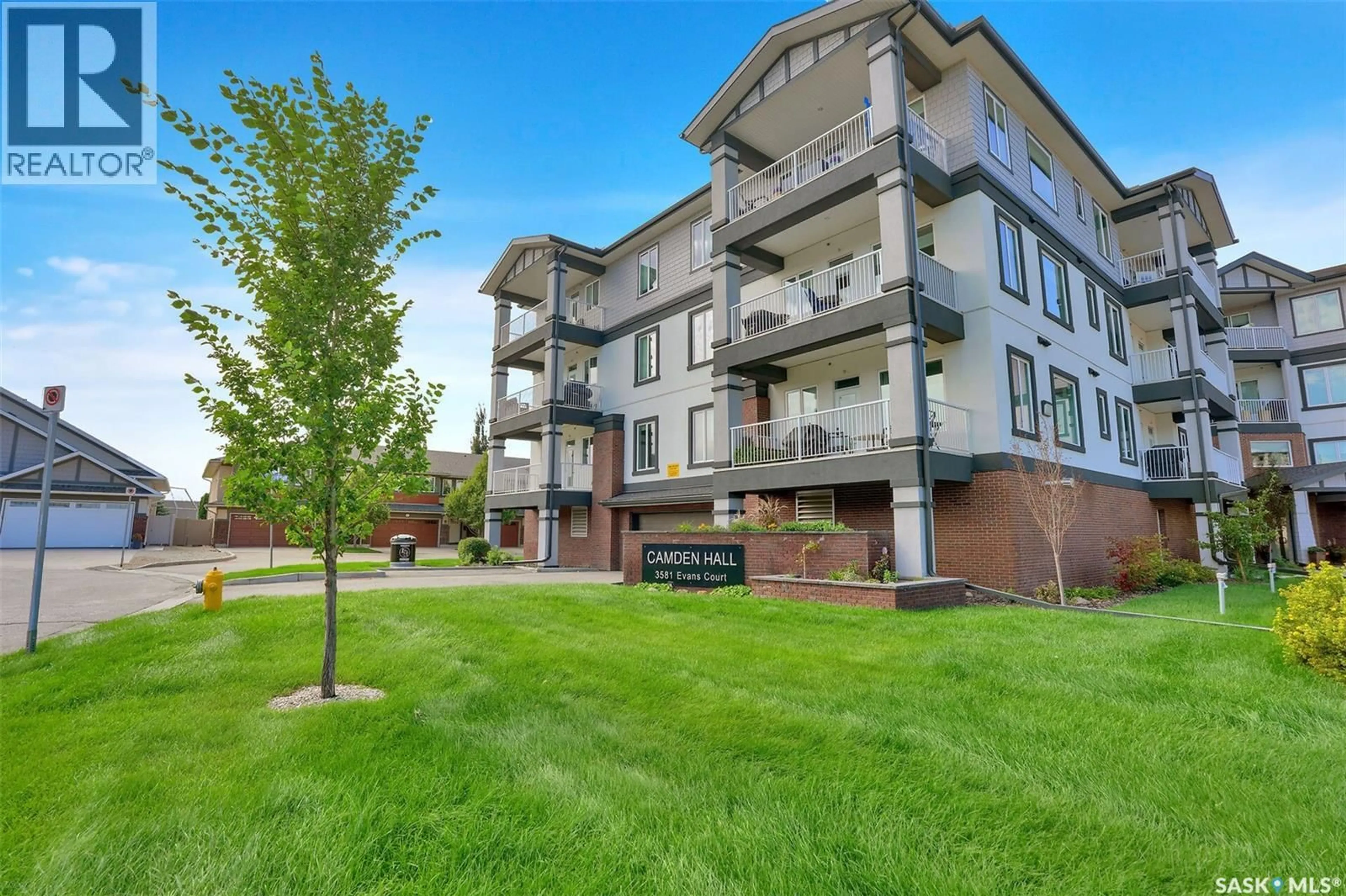 Patio, building for 316 - 3581 EVANS COURT, Regina Saskatchewan S4S7A3