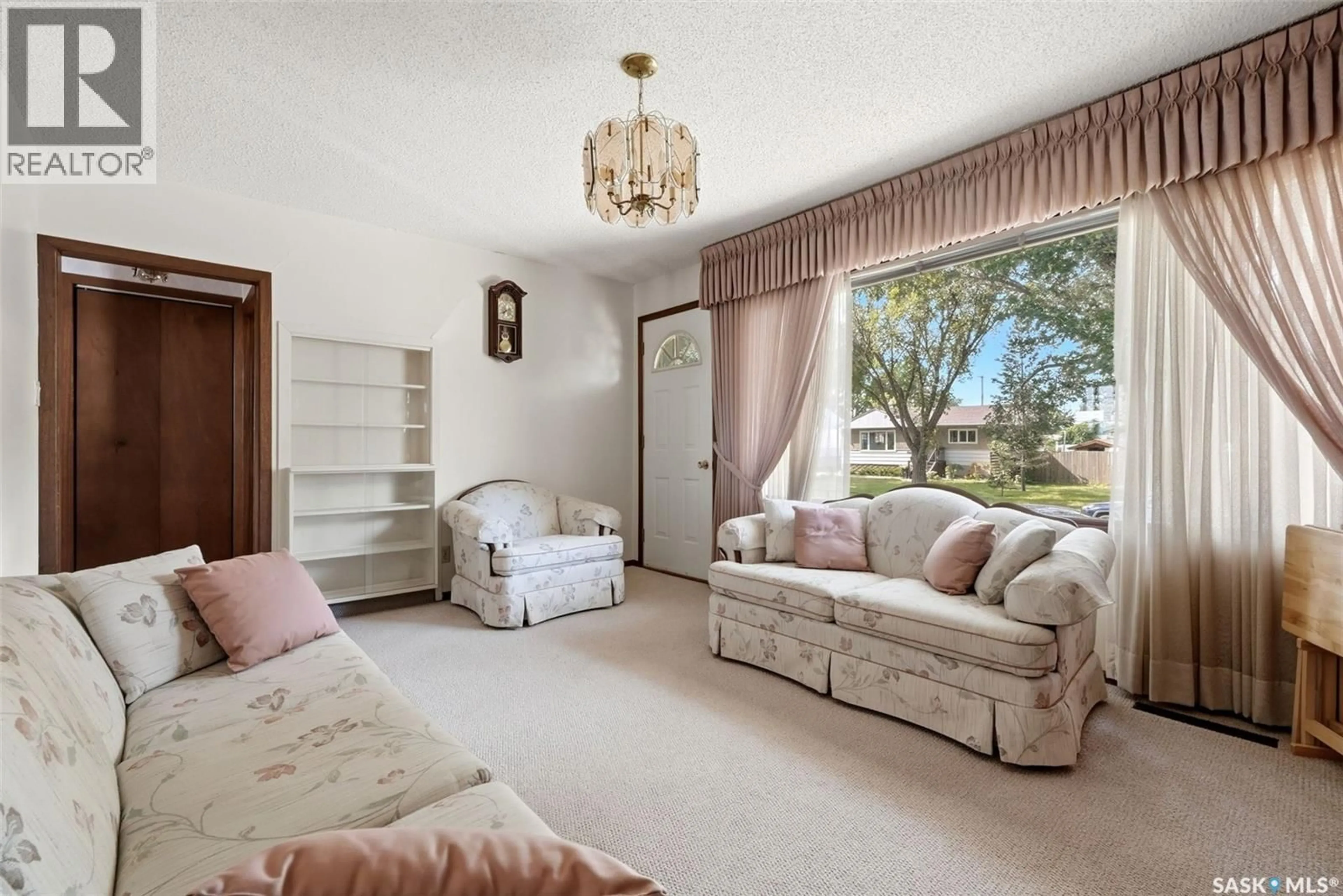 Living room with furniture, unknown for 1257 LINDSAY STREET, Regina Saskatchewan S4N3B4