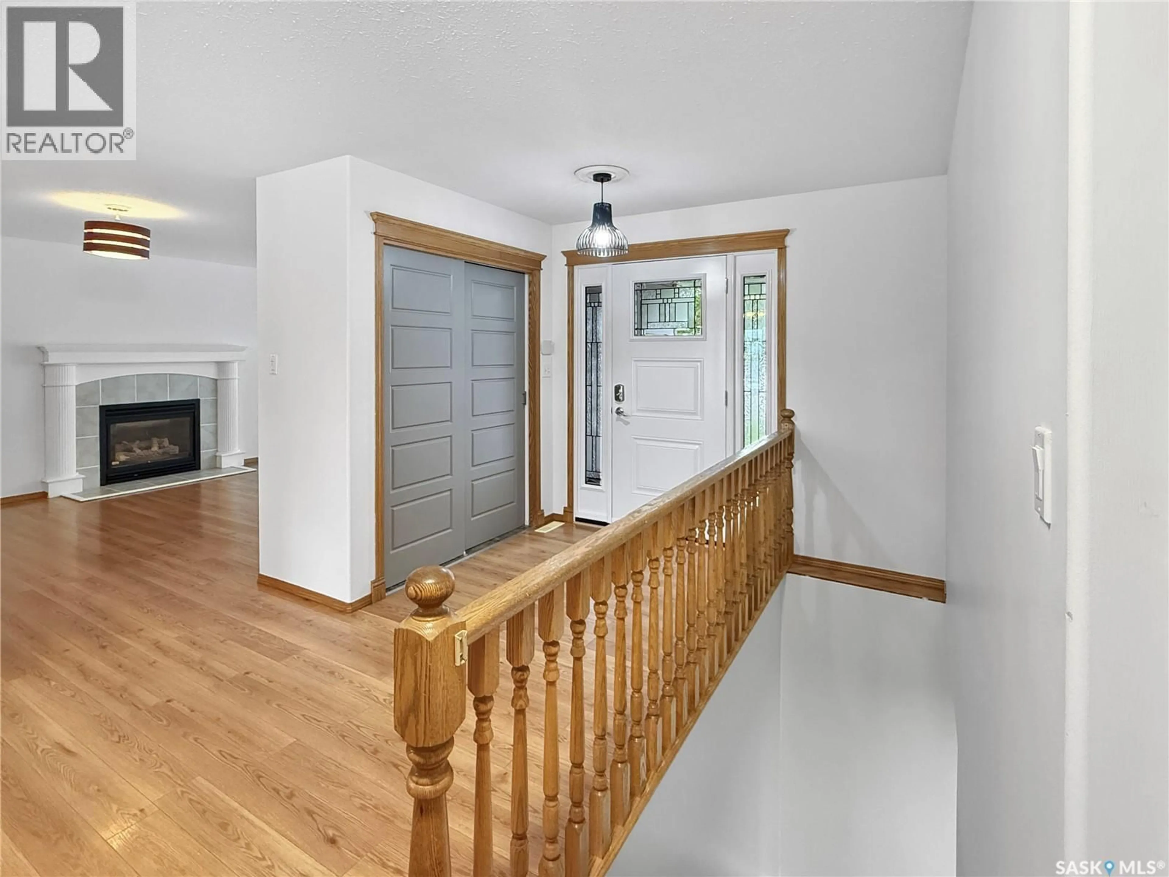 Indoor foyer for 2523 BLUE JAY CRESCENT, North Battleford Saskatchewan S9A3Z3