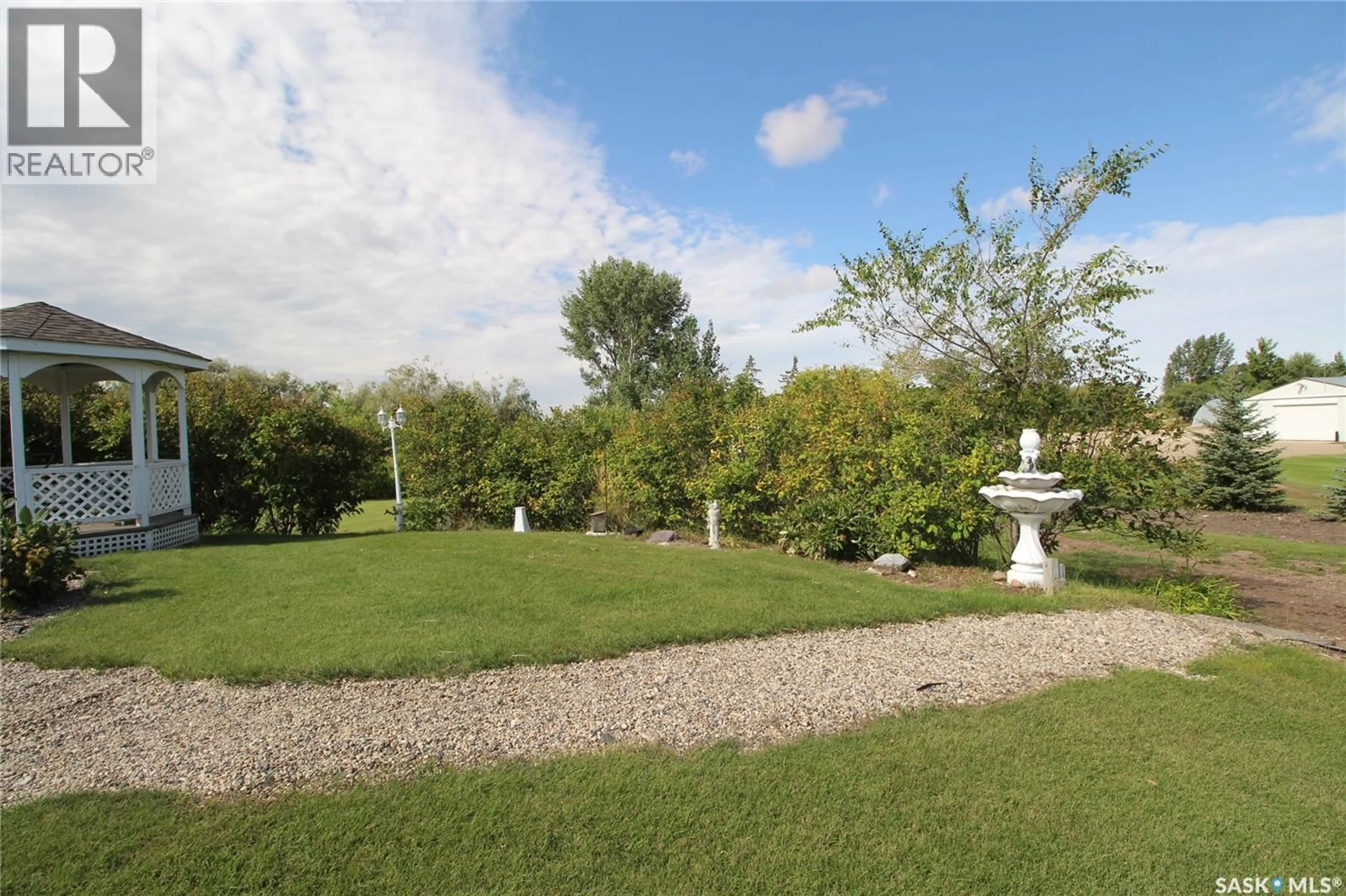 A pic from outside/outdoor area/front of a property/back of a property/a pic from drone, unknown for BOWEY ACREAGE, Rocanville Rm No. 151 Saskatchewan S0A3L0