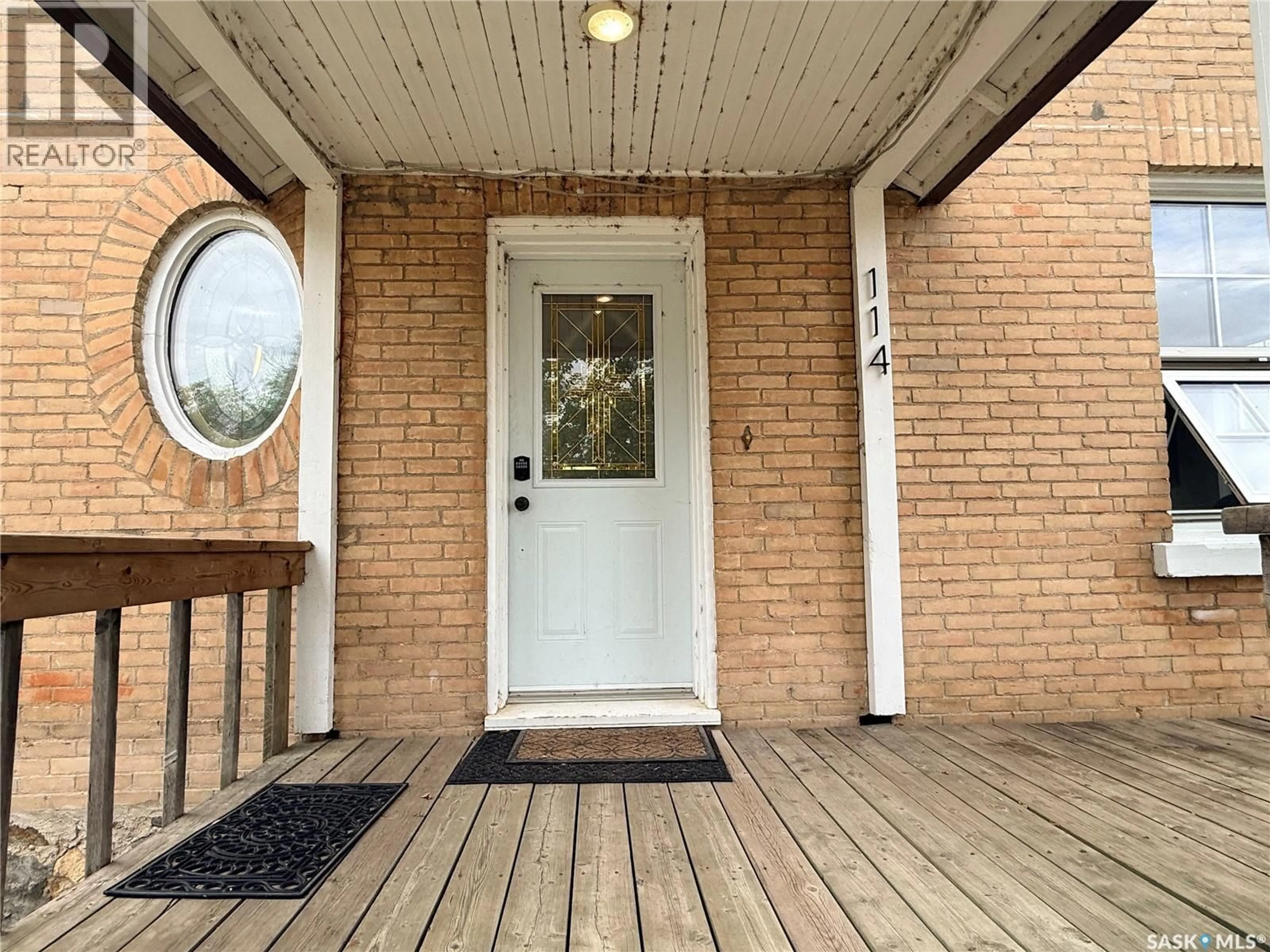 Indoor entryway for 114 SECOND STREET, Carnduff Saskatchewan S0C0S0