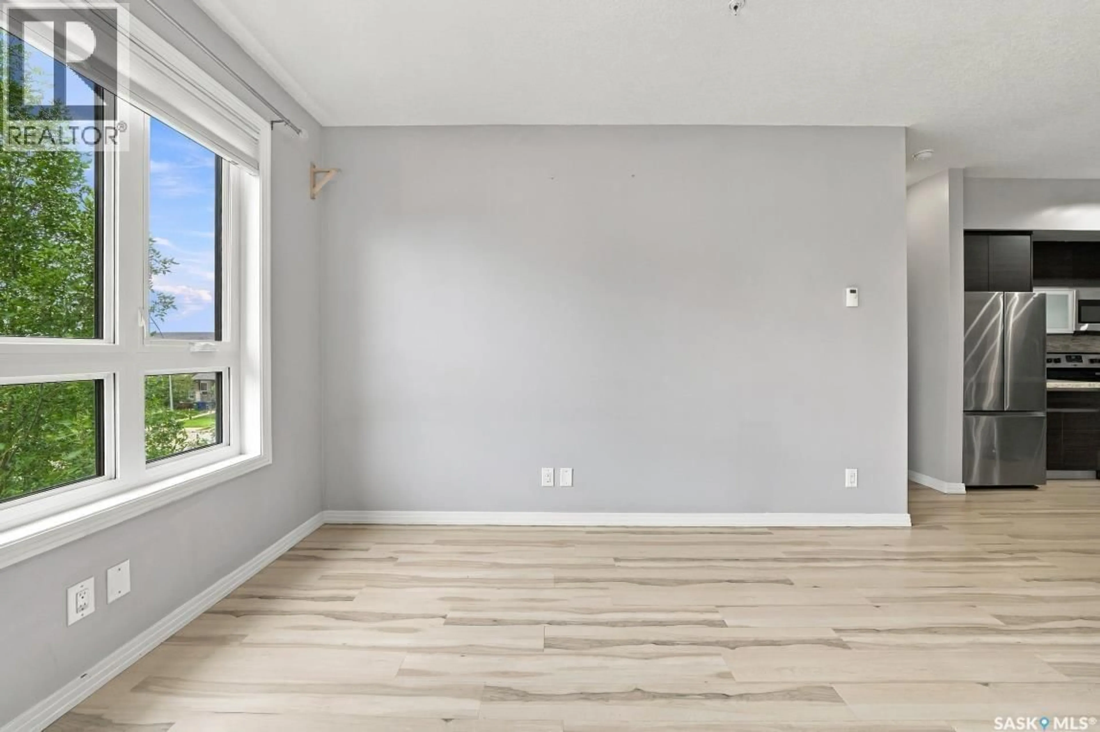 A pic of a room for 220 223 EVERGREEN SQUARE, Saskatoon Saskatchewan S7W0W2