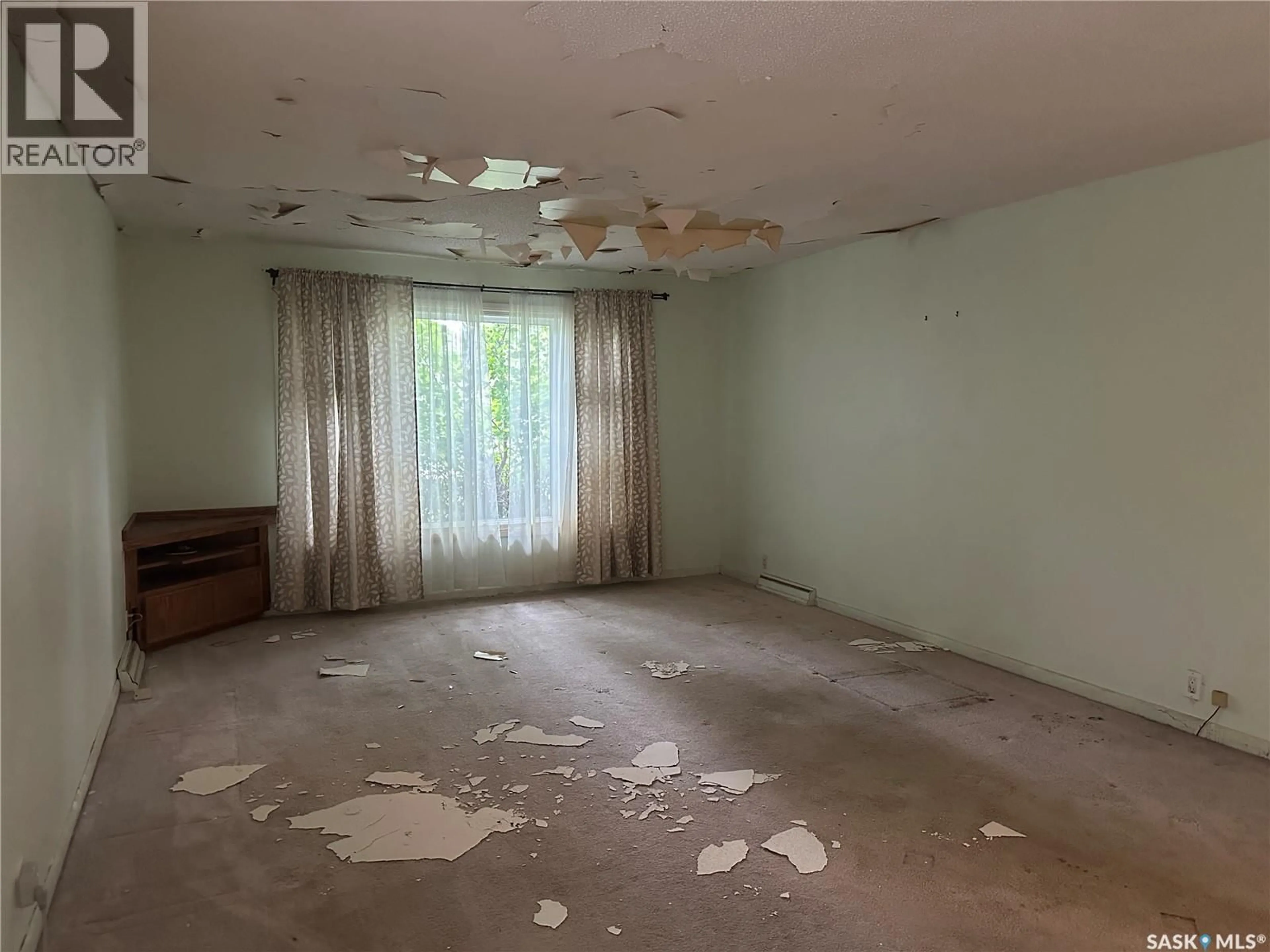 A pic of a room for 515 9TH STREET, Weyburn Saskatchewan S4H1G2