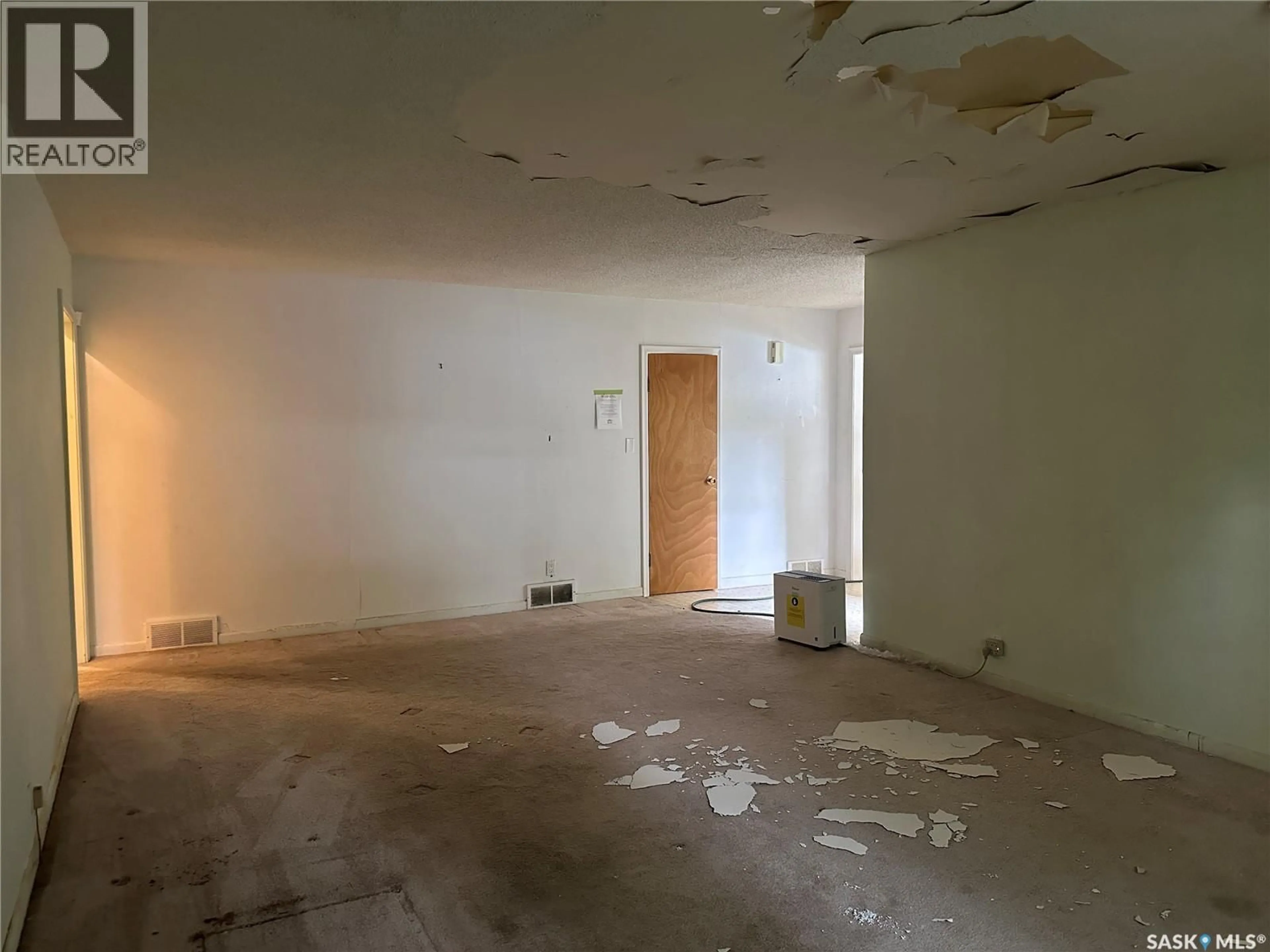 A pic of a room for 515 9TH STREET, Weyburn Saskatchewan S4H1G2