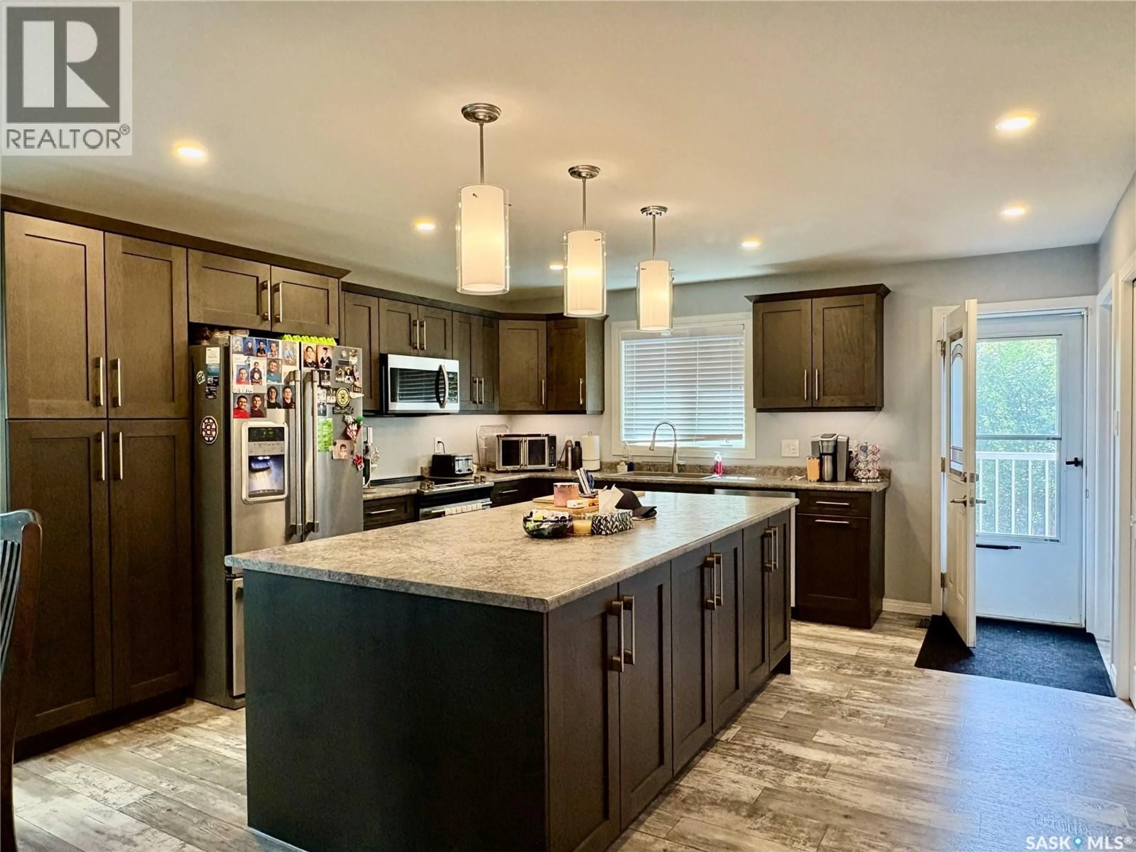 Open concept kitchen, unknown for 535 LALOCHE ROAD, Saskatoon Saskatchewan S7K5G1