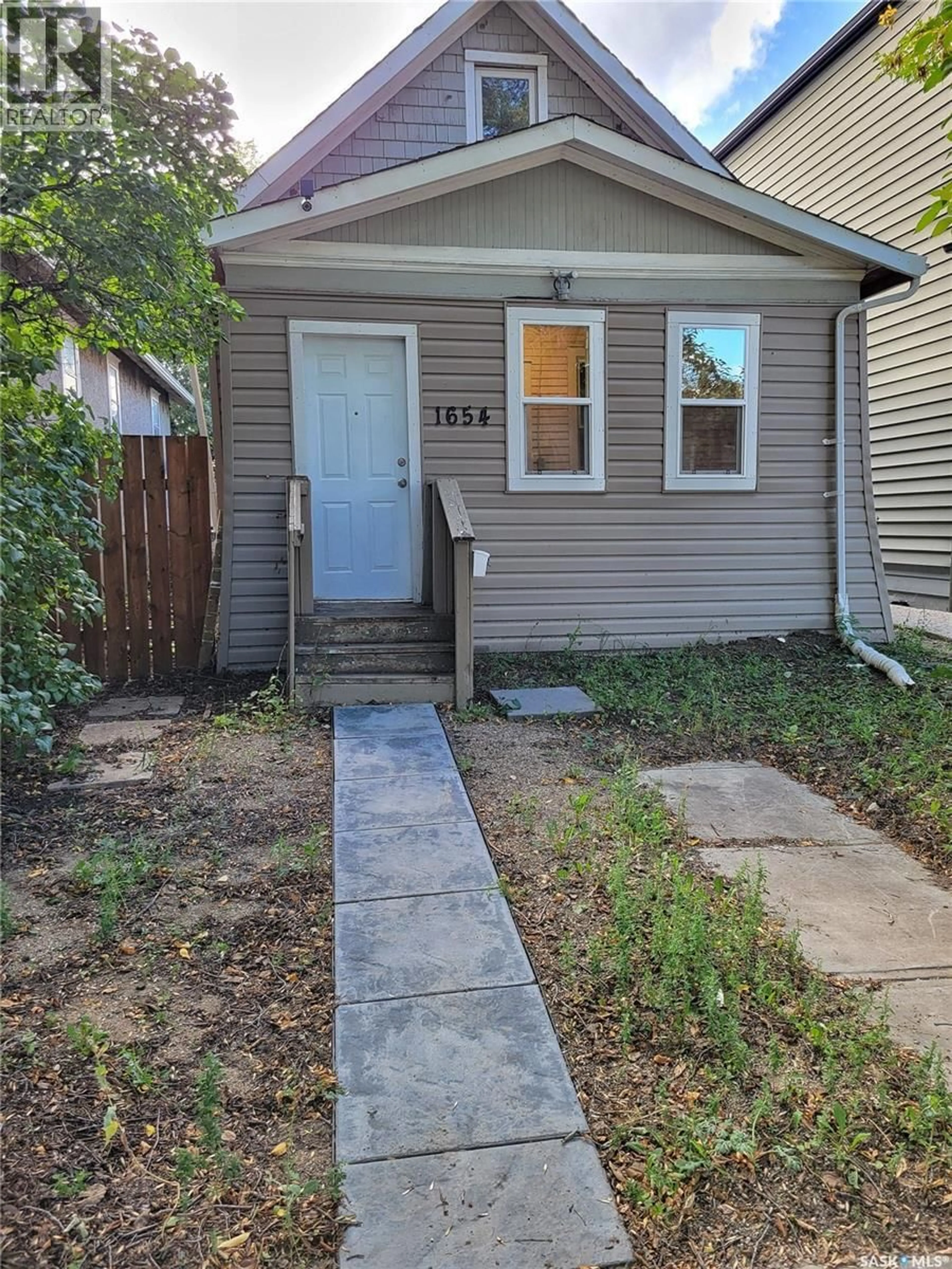 Unknown for 1654 OTTAWA STREET, Regina Saskatchewan S4P1N9