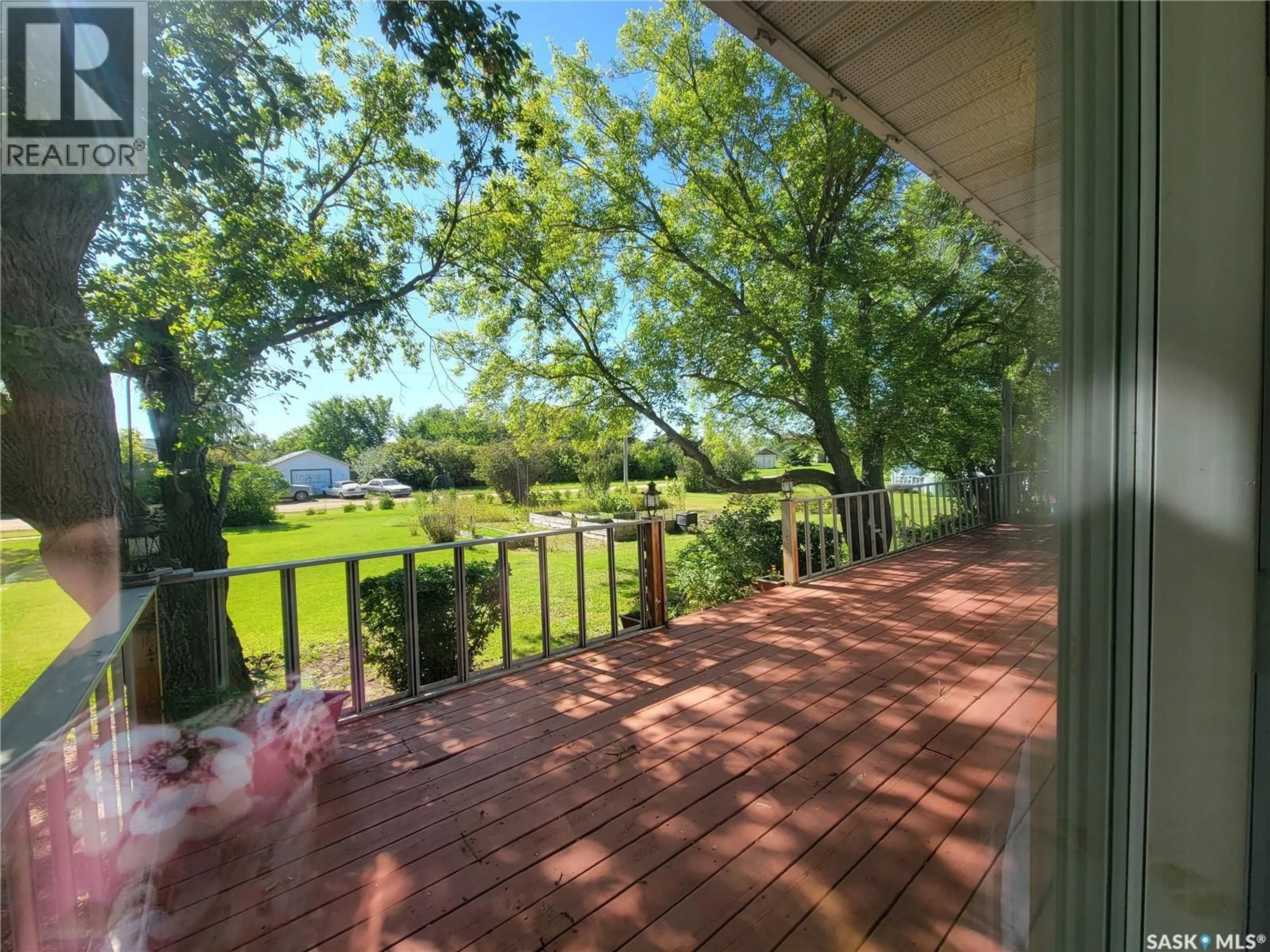 A pic from outside/outdoor area/front of a property/back of a property/a pic from drone, water/lake/river/ocean view for 200 & 202 SASKATCHEWAN AVENUE, Tramping Lake Saskatchewan S0K4H0