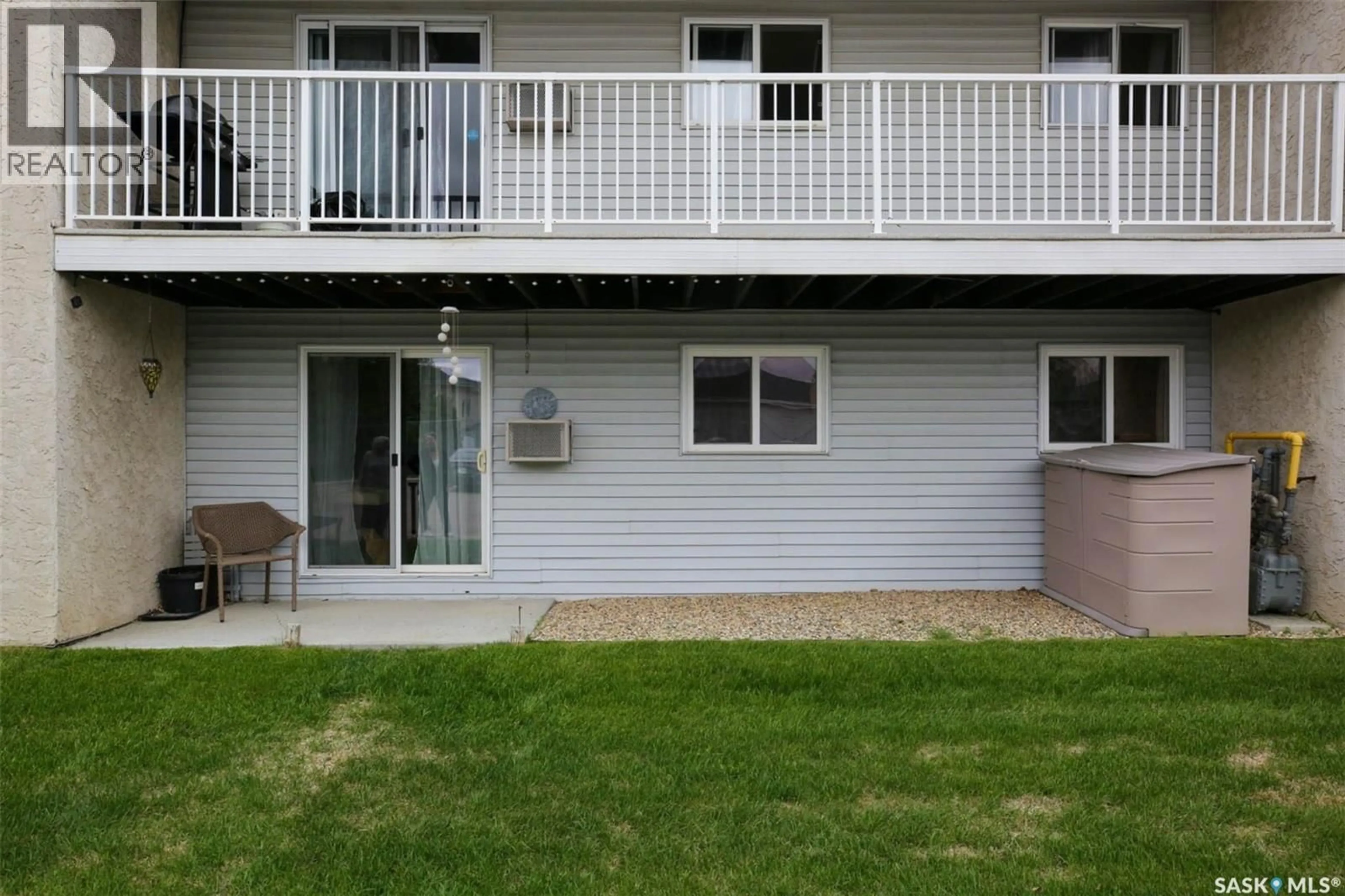 Patio, water/lake/river/ocean view for 505 - 2406 HESELTINE ROAD, Regina Saskatchewan S4V1N9