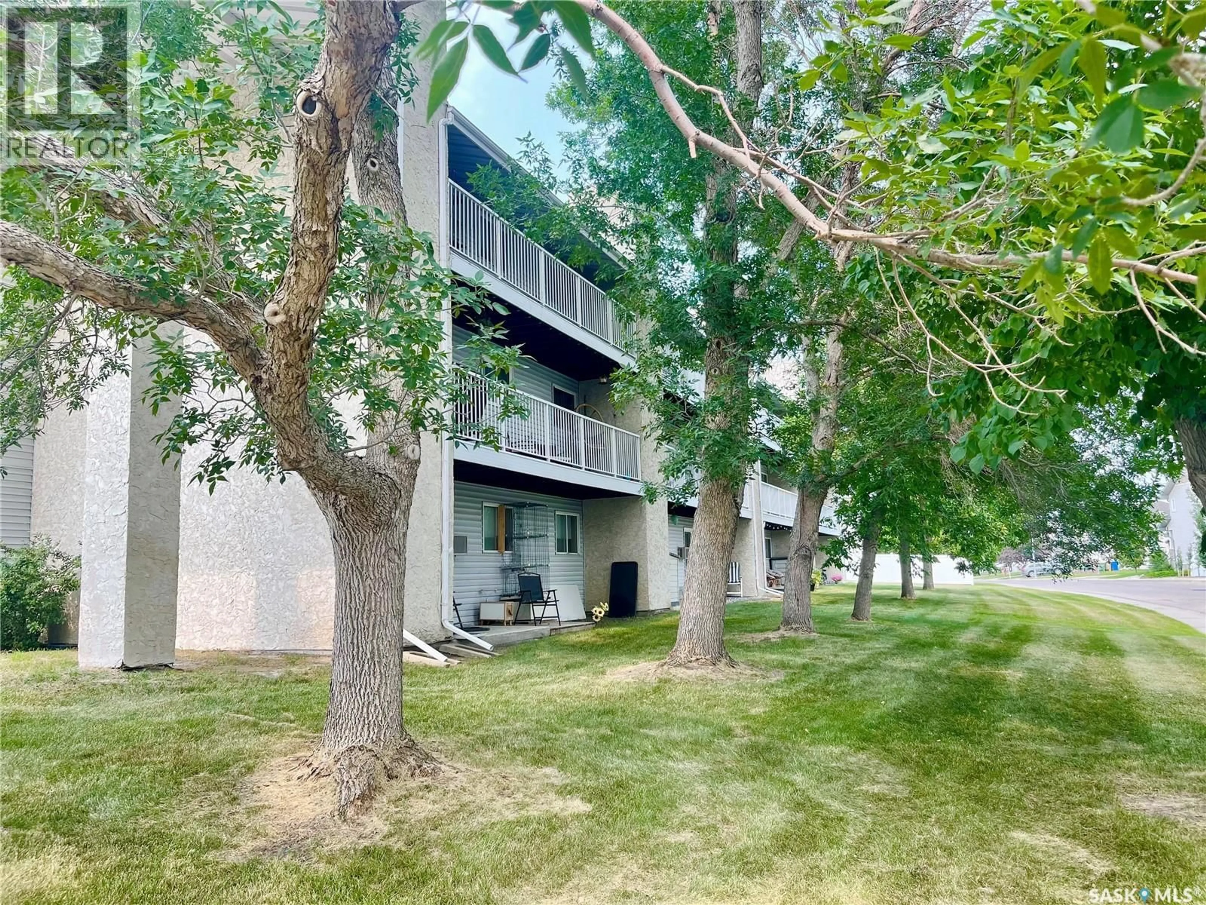 Unknown for 505 - 2406 HESELTINE ROAD, Regina Saskatchewan S4V1N9