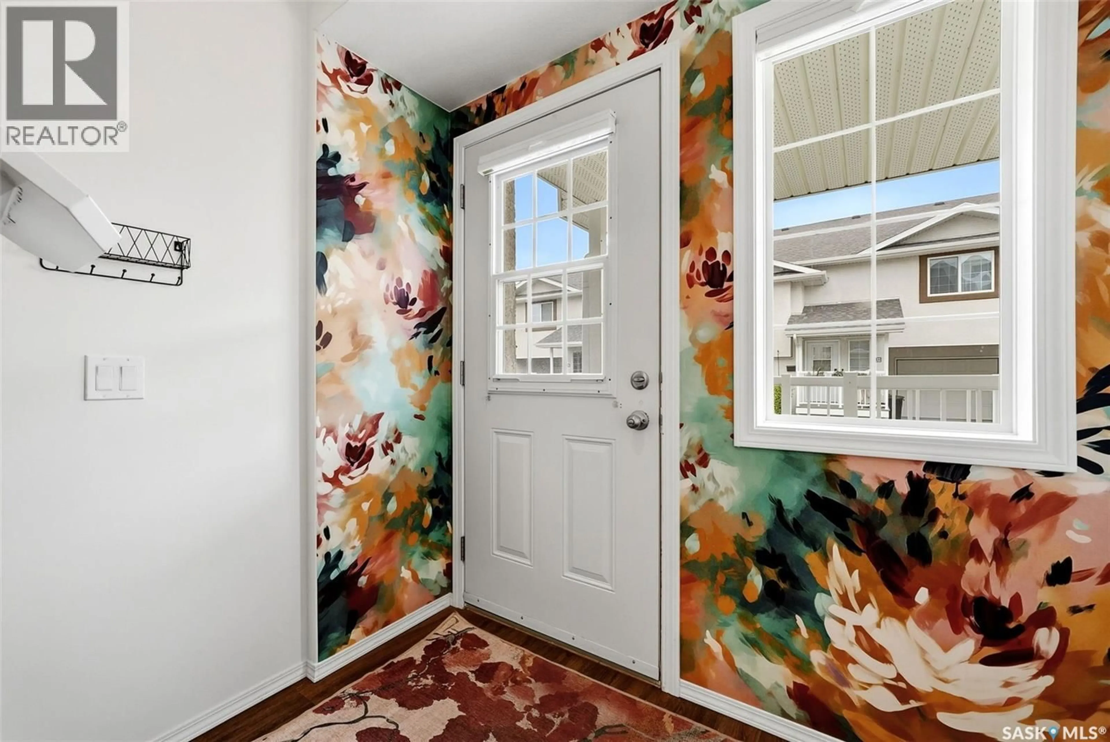 Indoor entryway for 51 4425 NICURITY DRIVE, Regina Saskatchewan S4X0E6
