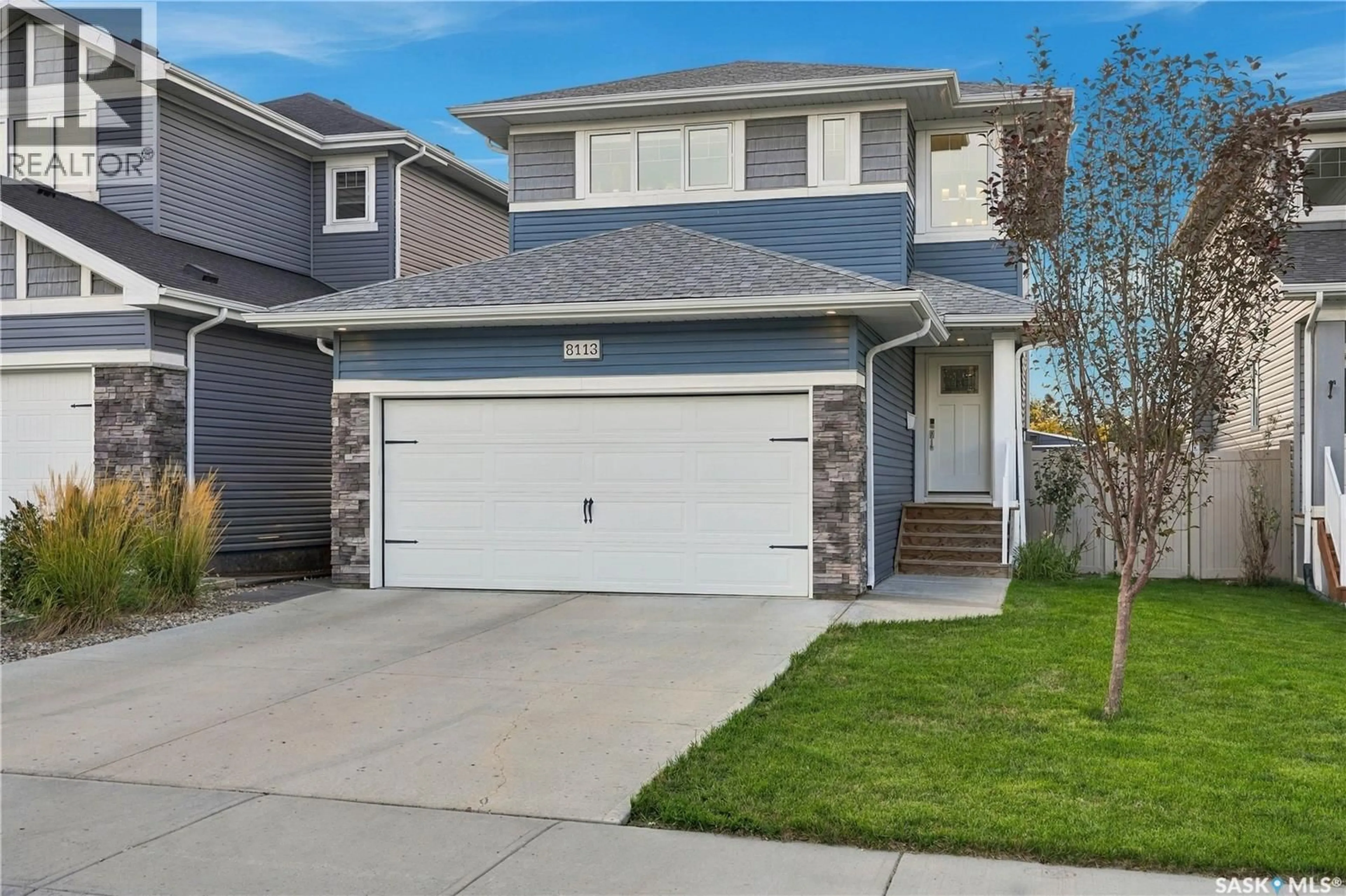 Home with vinyl exterior material, street for 8113 BARLEY CRESCENT, Regina Saskatchewan S4Y0E7