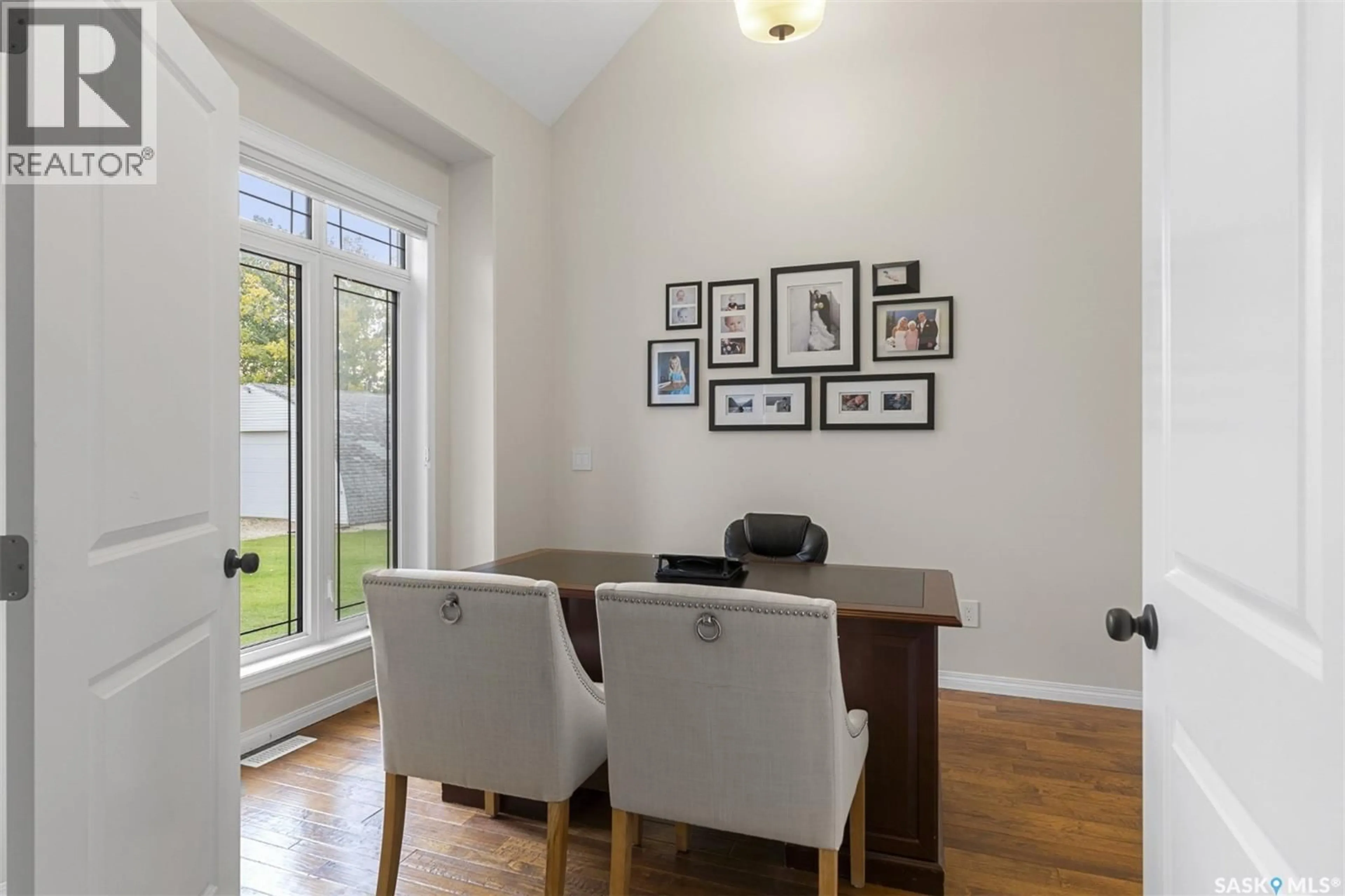 Dining room, wood/laminate floor for 4.25 ACRE GRUENTHAL PRIVATE ESTATE, Rosthern Rm No. 403 Saskatchewan S0K3R0