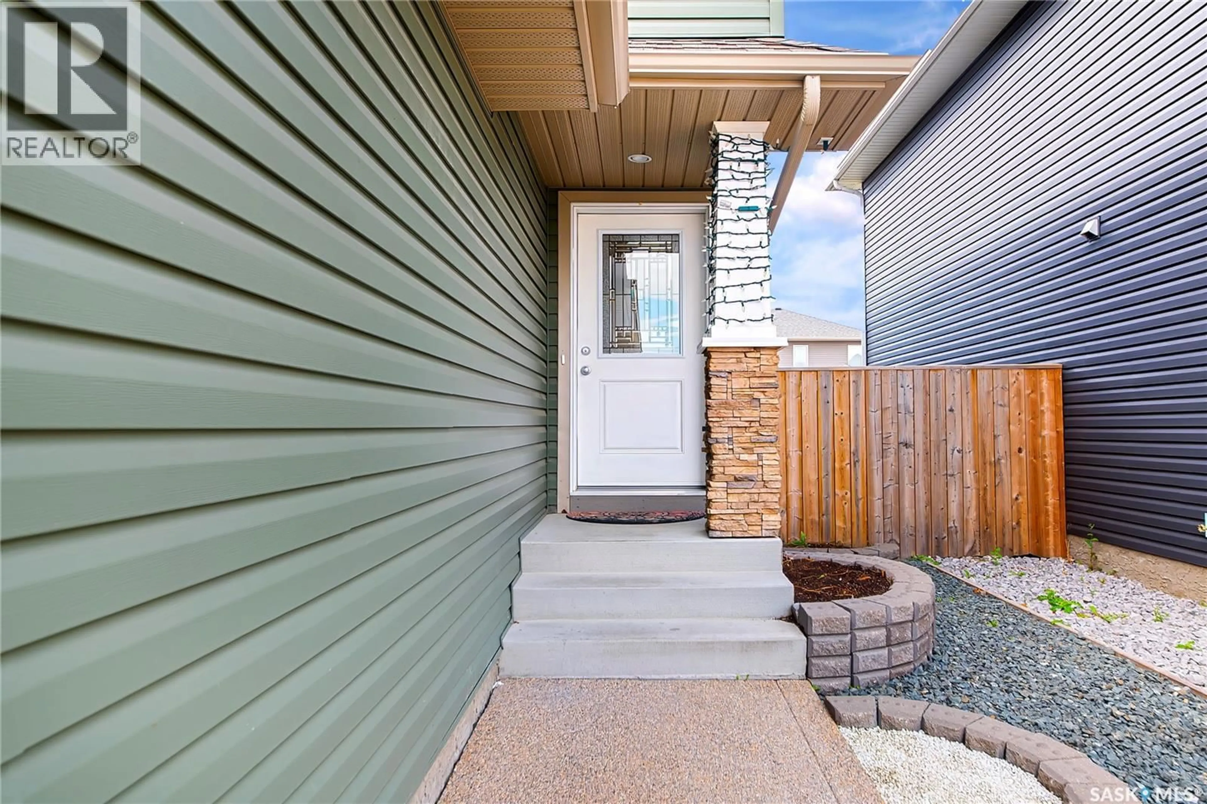 Unknown for 546 KOLYNCHUK CRESCENT, Saskatoon Saskatchewan S7T0V9