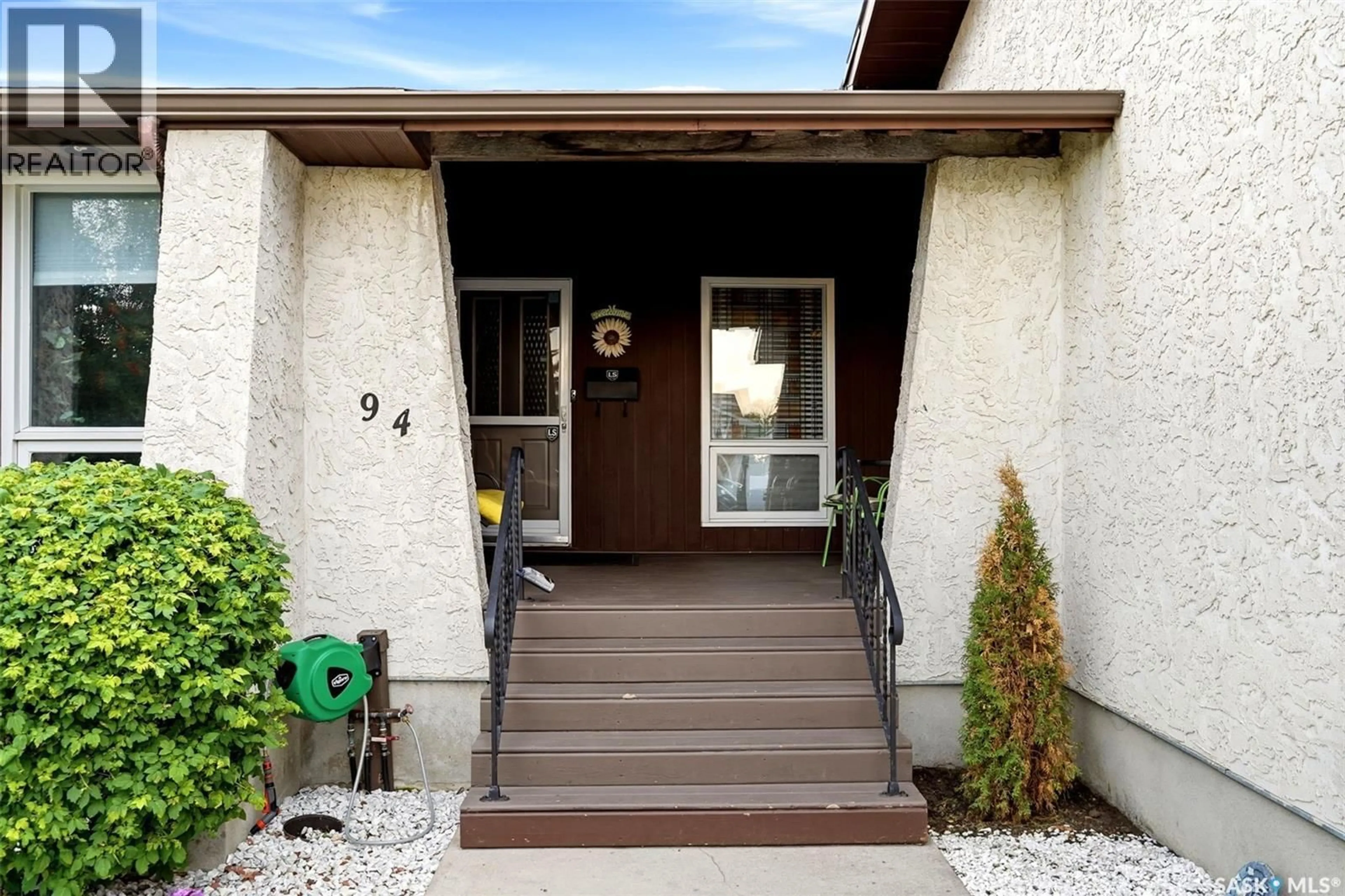 Indoor entryway for 94 NOONAN ROAD, Regina Saskatchewan S4V0J6