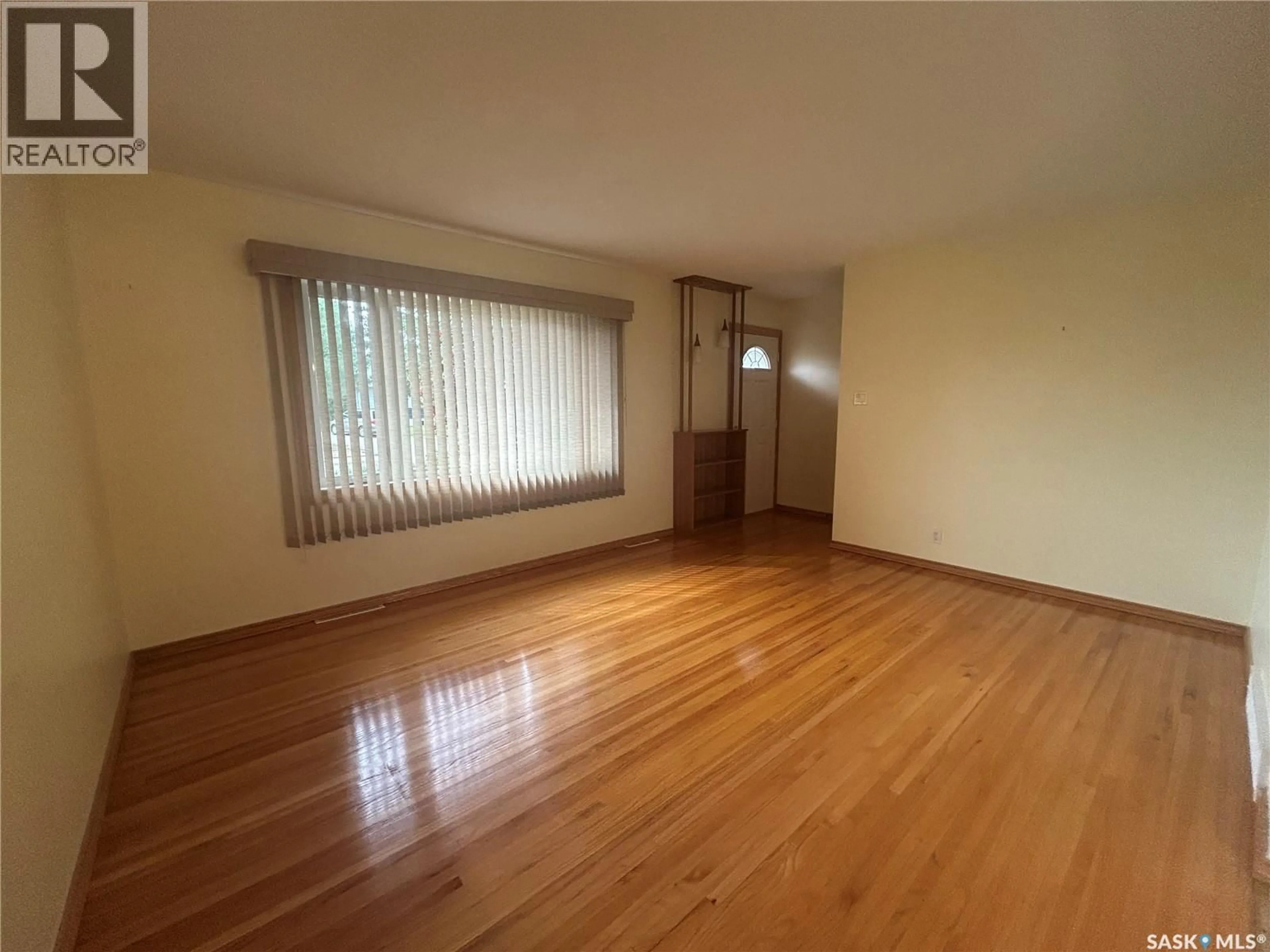 A pic of a room for 706 VAUGHAN STREET, Moose Jaw Saskatchewan S6H5N5