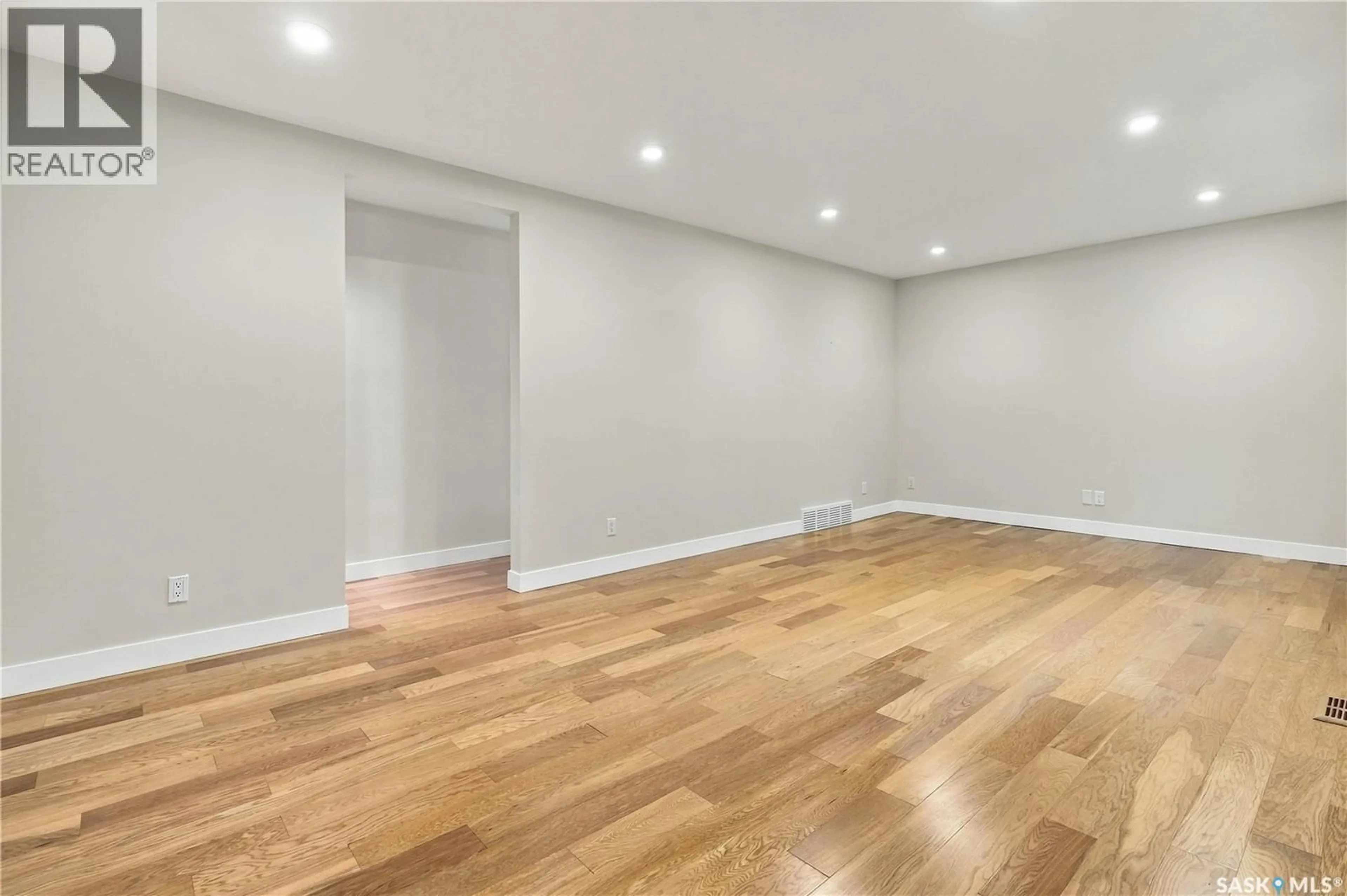 A pic of a room for 3231 ROBINSON STREET, Regina Saskatchewan S4S1V8
