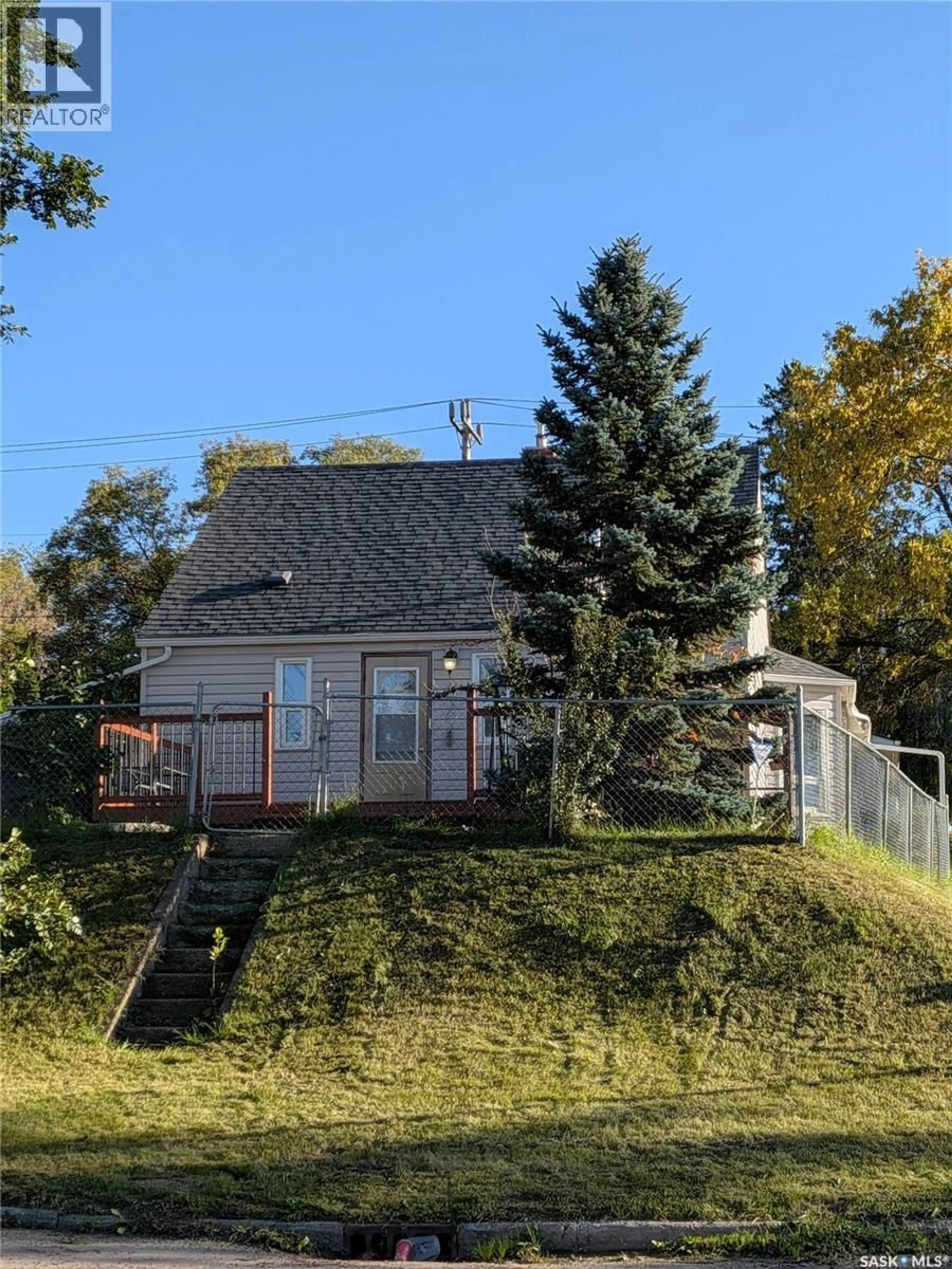 A pic from outside/outdoor area/front of a property/back of a property/a pic from drone, unknown for 501 19TH STREET, Prince Albert Saskatchewan S6V1K3