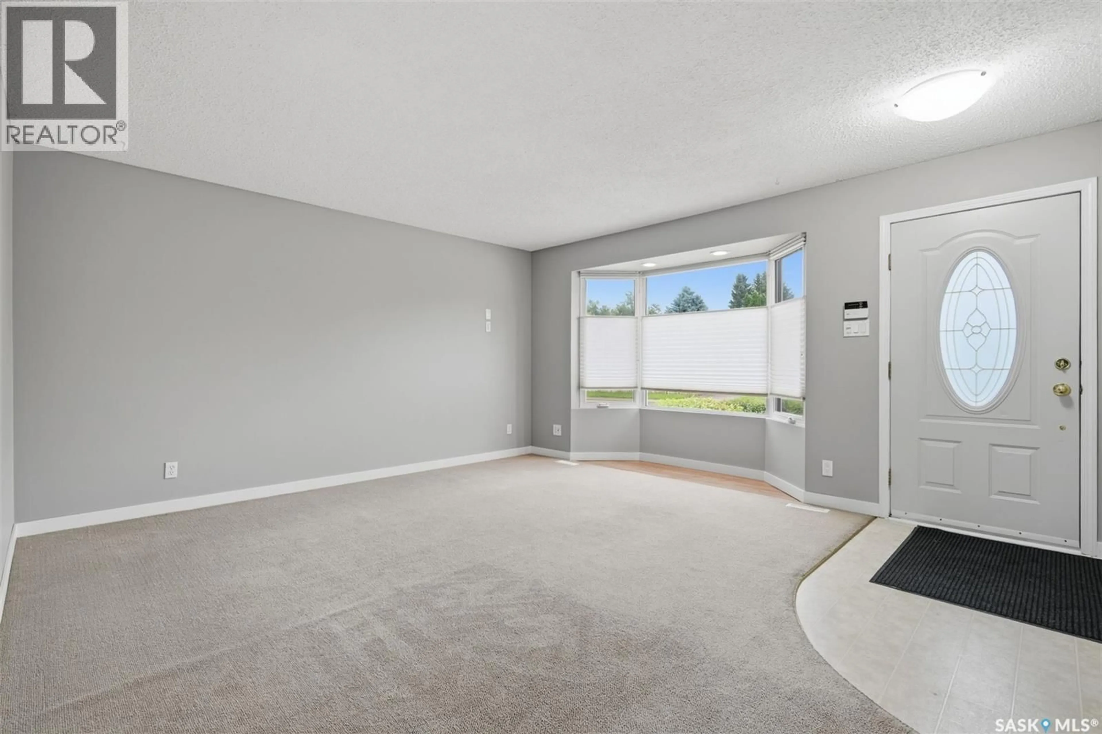 A pic of a room for 118 PENDYGRASSE ROAD, Saskatoon Saskatchewan S7M4J1