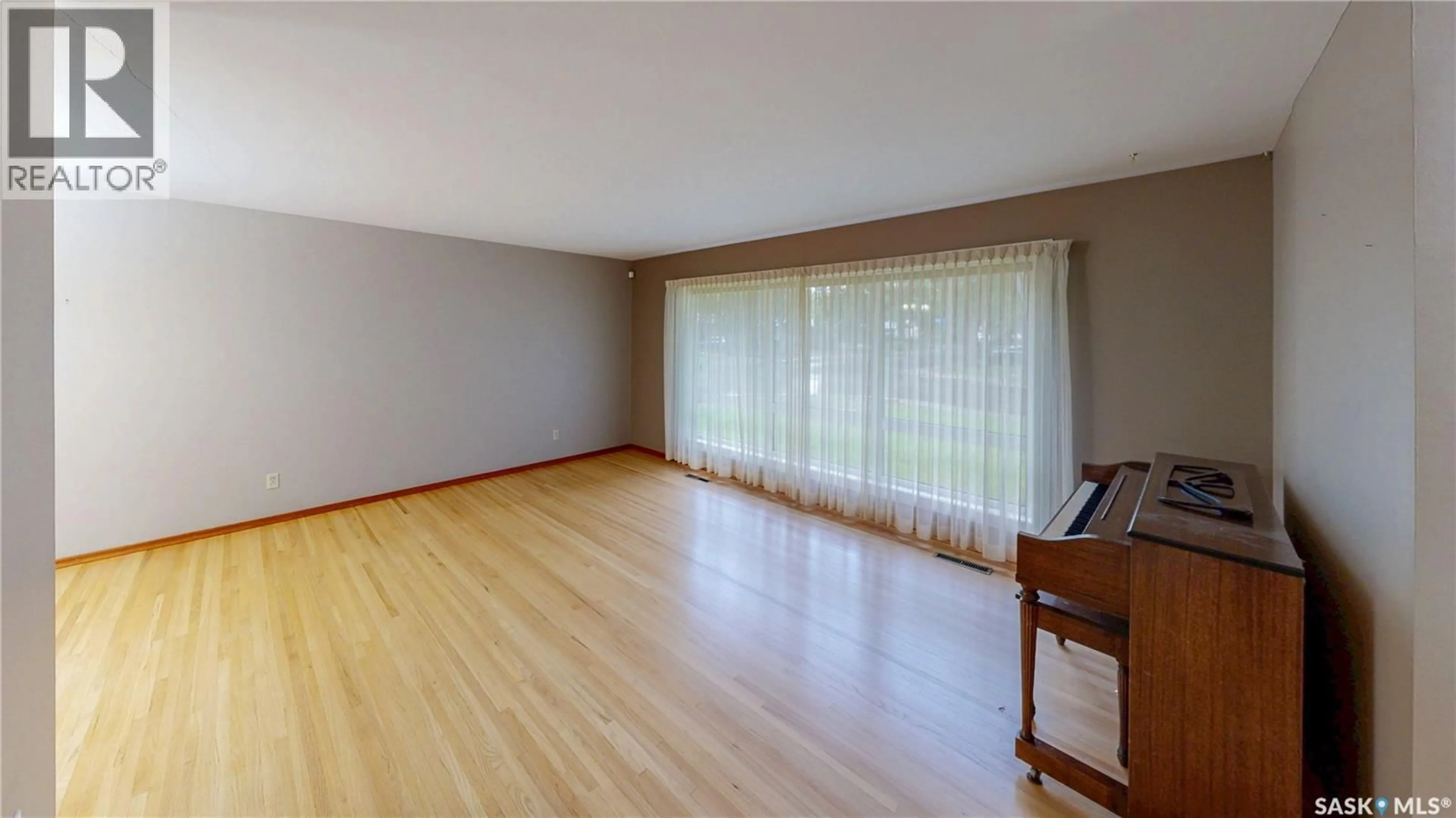 A pic of a room for 2 MALONE CRESCENT, Regina Saskatchewan S4S5R2