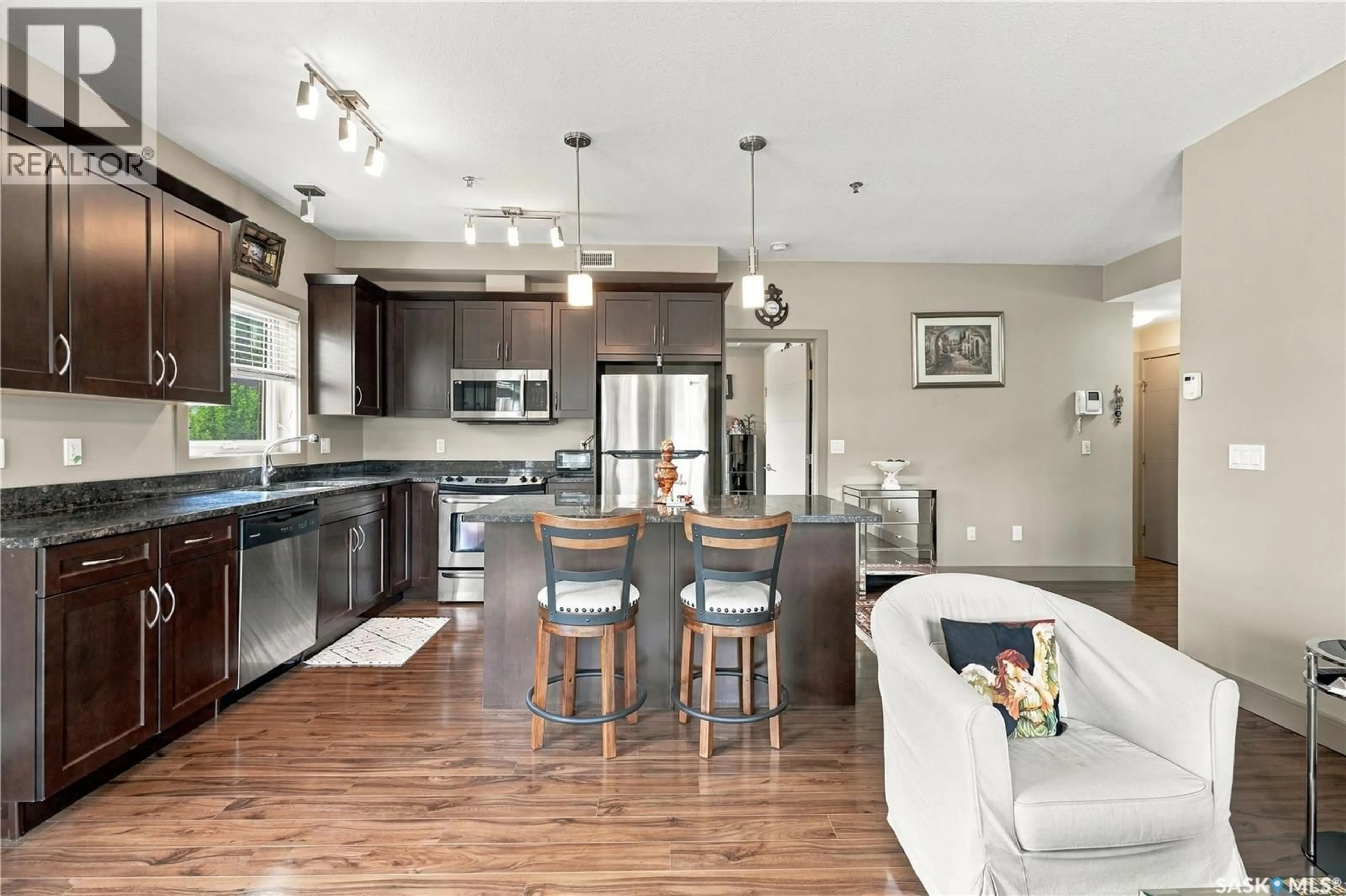 Open concept kitchen, unknown for 121 - 133 WILLOWGROVE CRESCENT, Saskatoon Saskatchewan S7W0R1