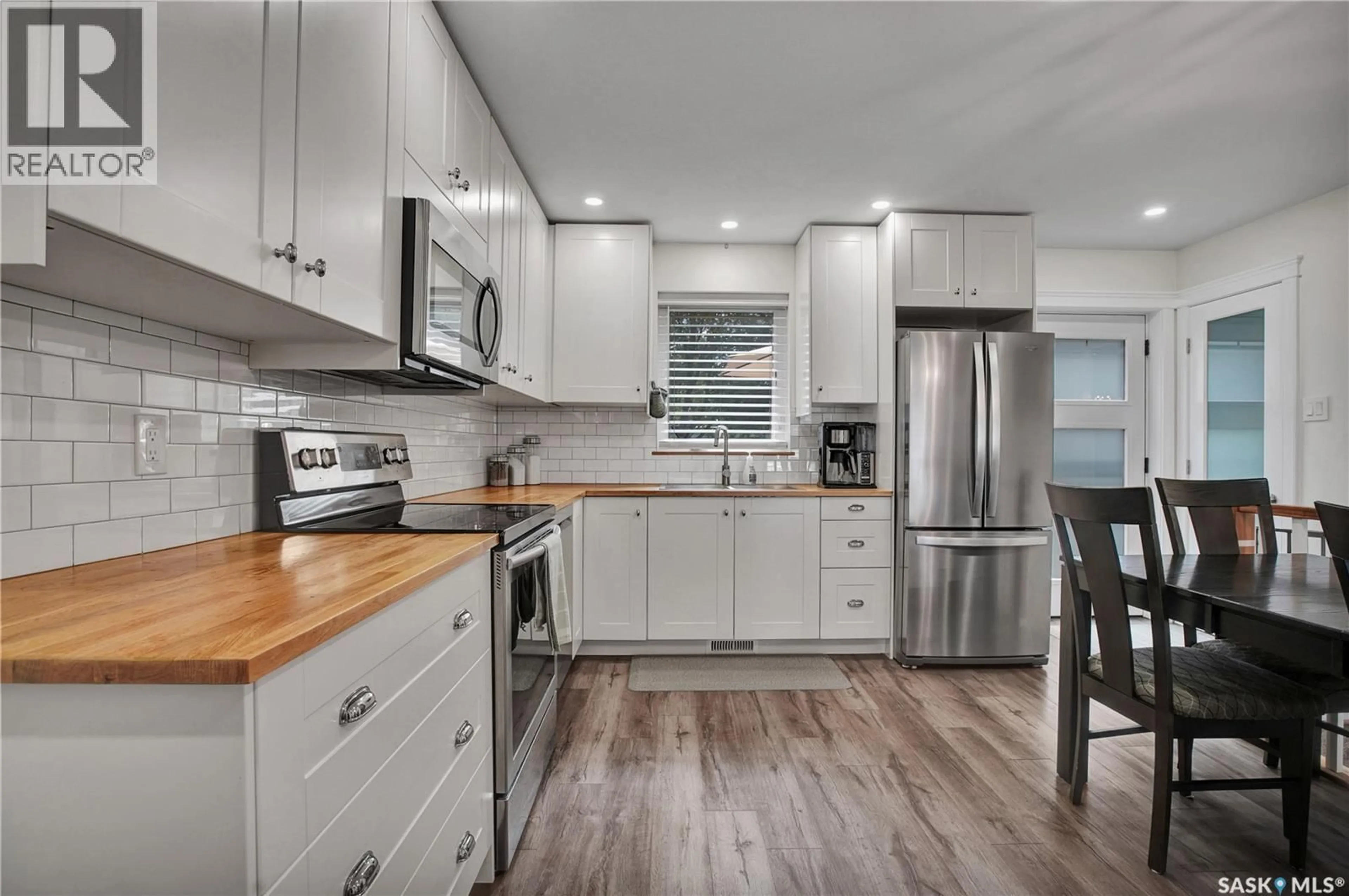 Open concept kitchen, unknown for 187 MEILICKE ROAD, Saskatoon Saskatchewan S7K5V5