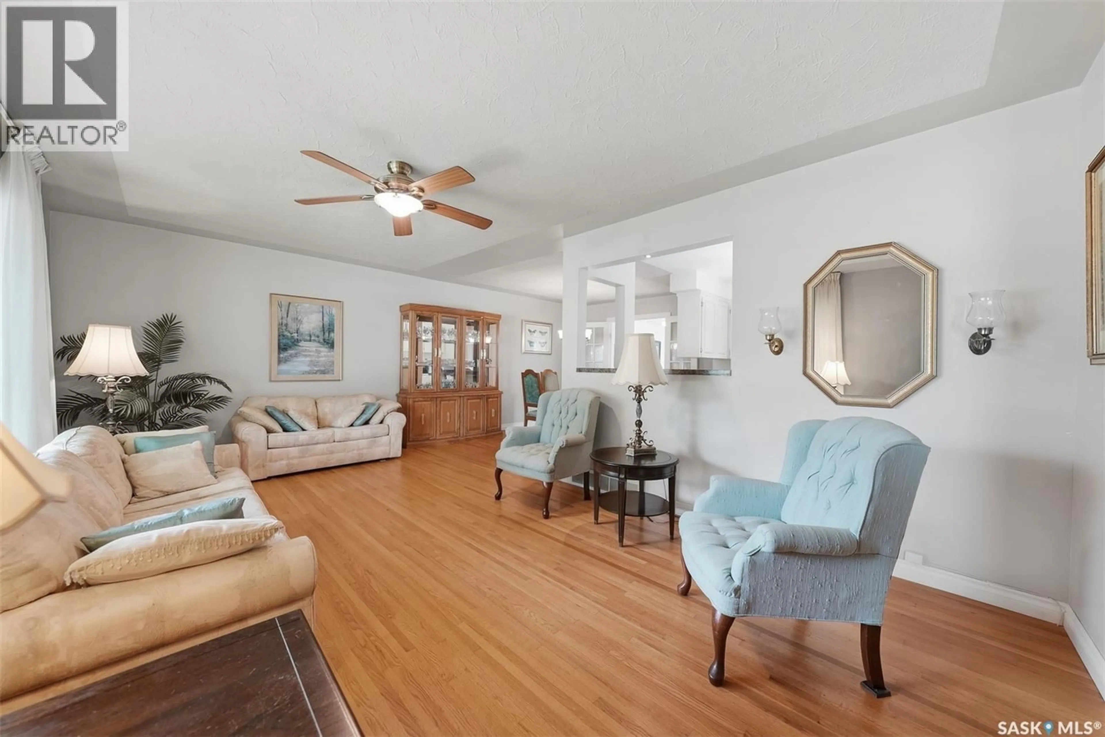 Living room with furniture, unknown for 2809 CLARENCE AVENUE, Saskatoon Saskatchewan S7J1M7