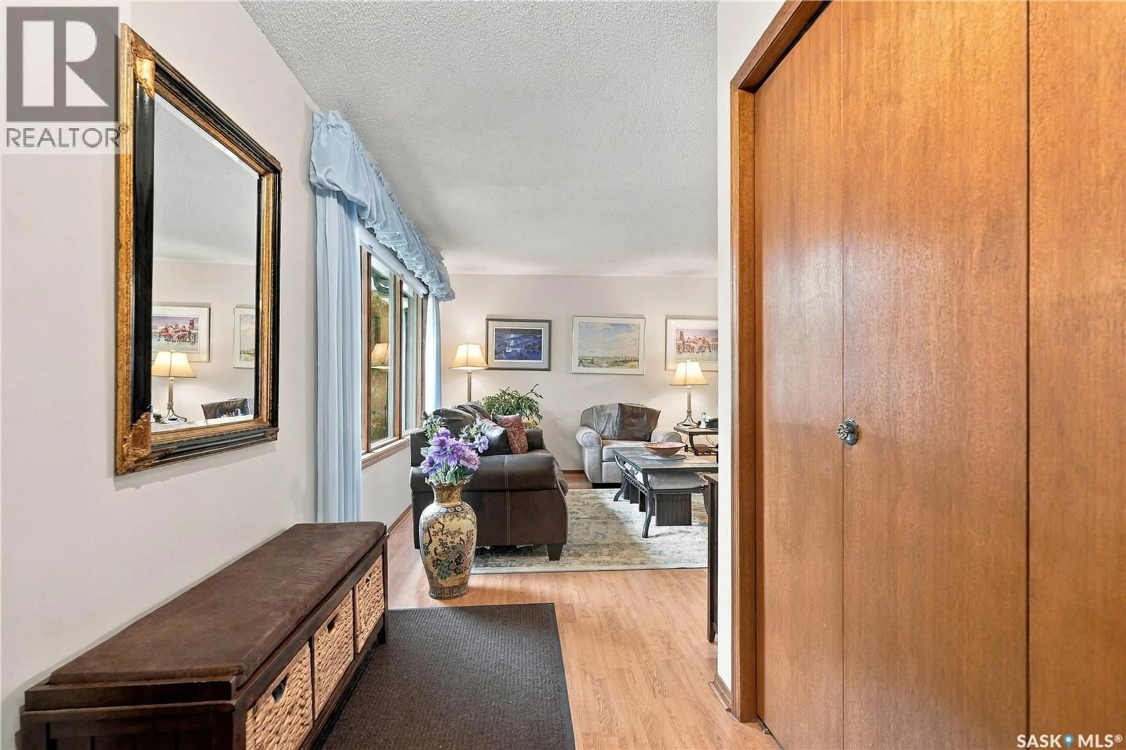 Indoor entryway for 110 - 2510 KENDERDINE ROAD, Saskatoon Saskatchewan S7N4G5