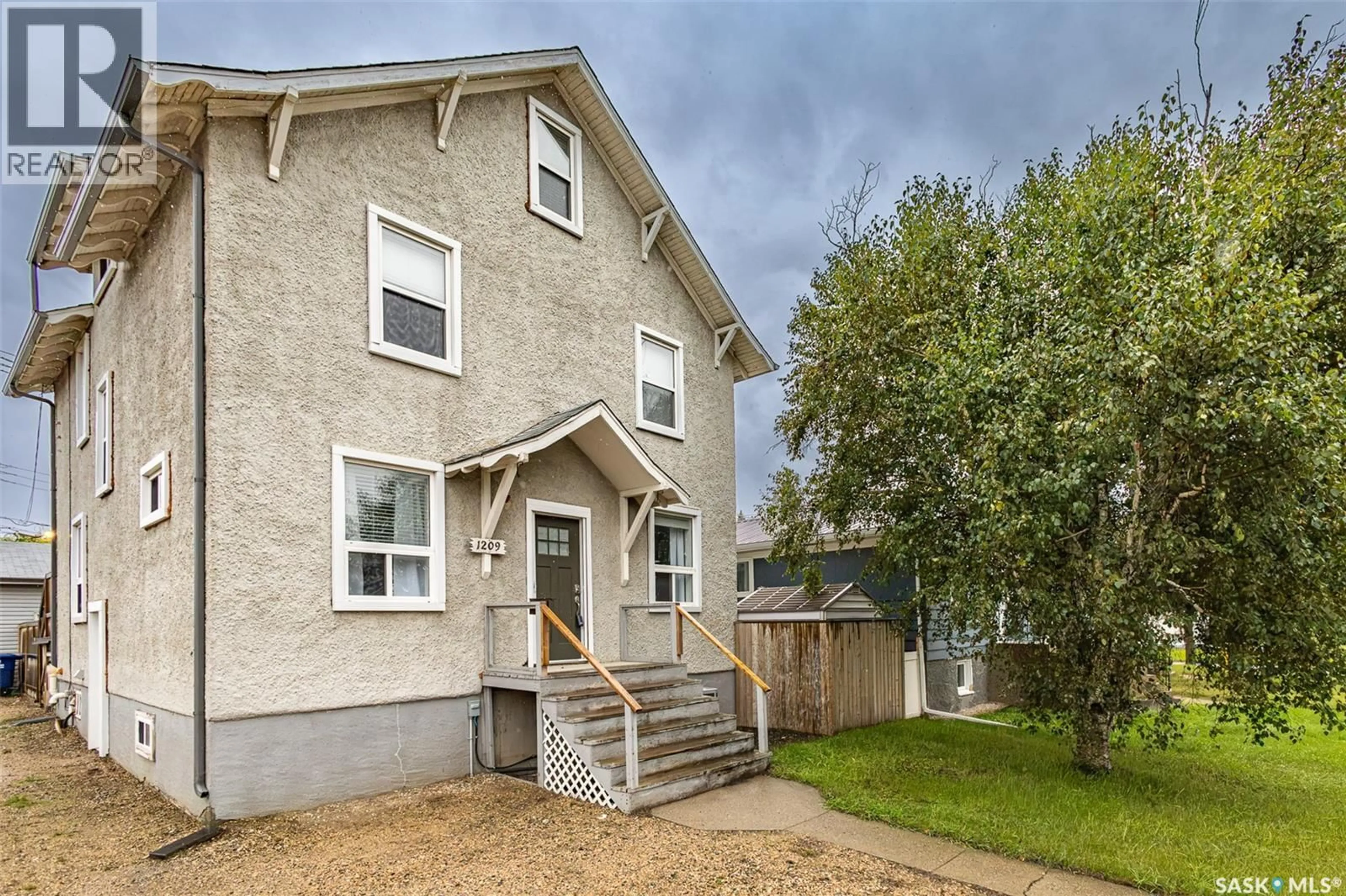 Unknown for 1209 CUMBERLAND AVENUE, Saskatoon Saskatchewan S7H2L8