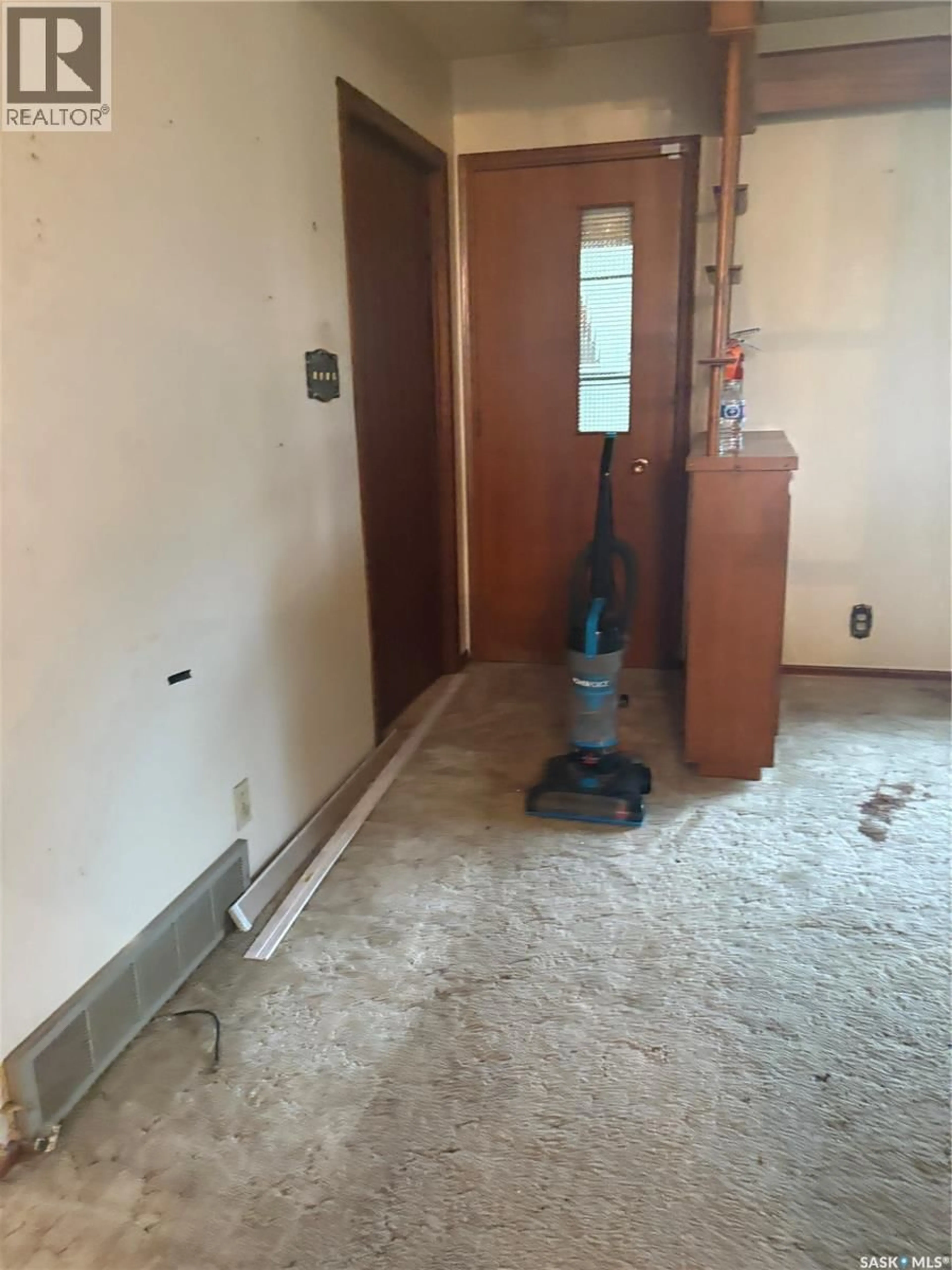 A pic of a room for 322 MYRTLE AVENUE, Yorkton Saskatchewan S3N1R6