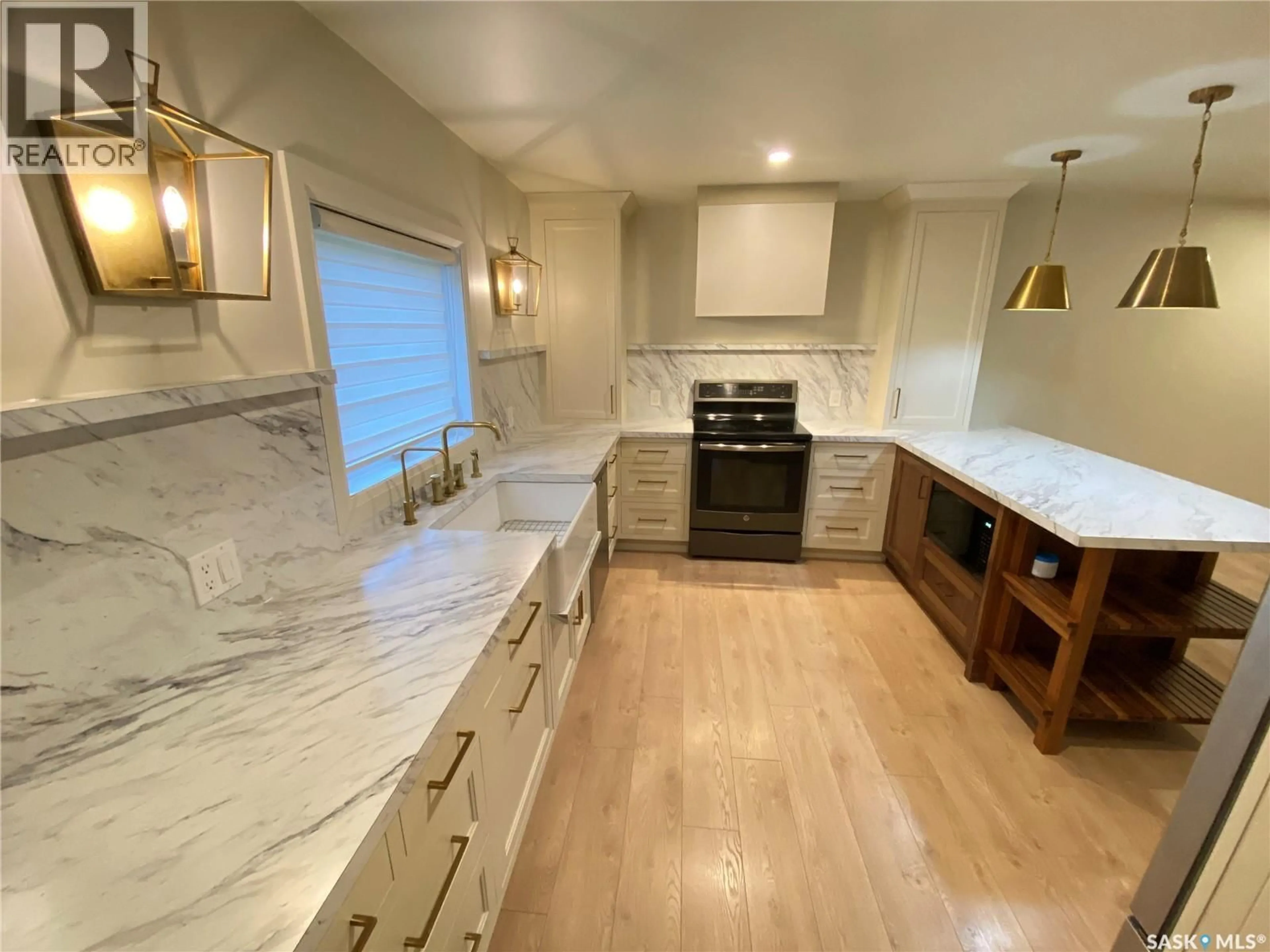 Open concept kitchen, ceramic/tile floor for 324 SULLY AVENUE, Orkney Rm No. 244 Saskatchewan S4N4K1