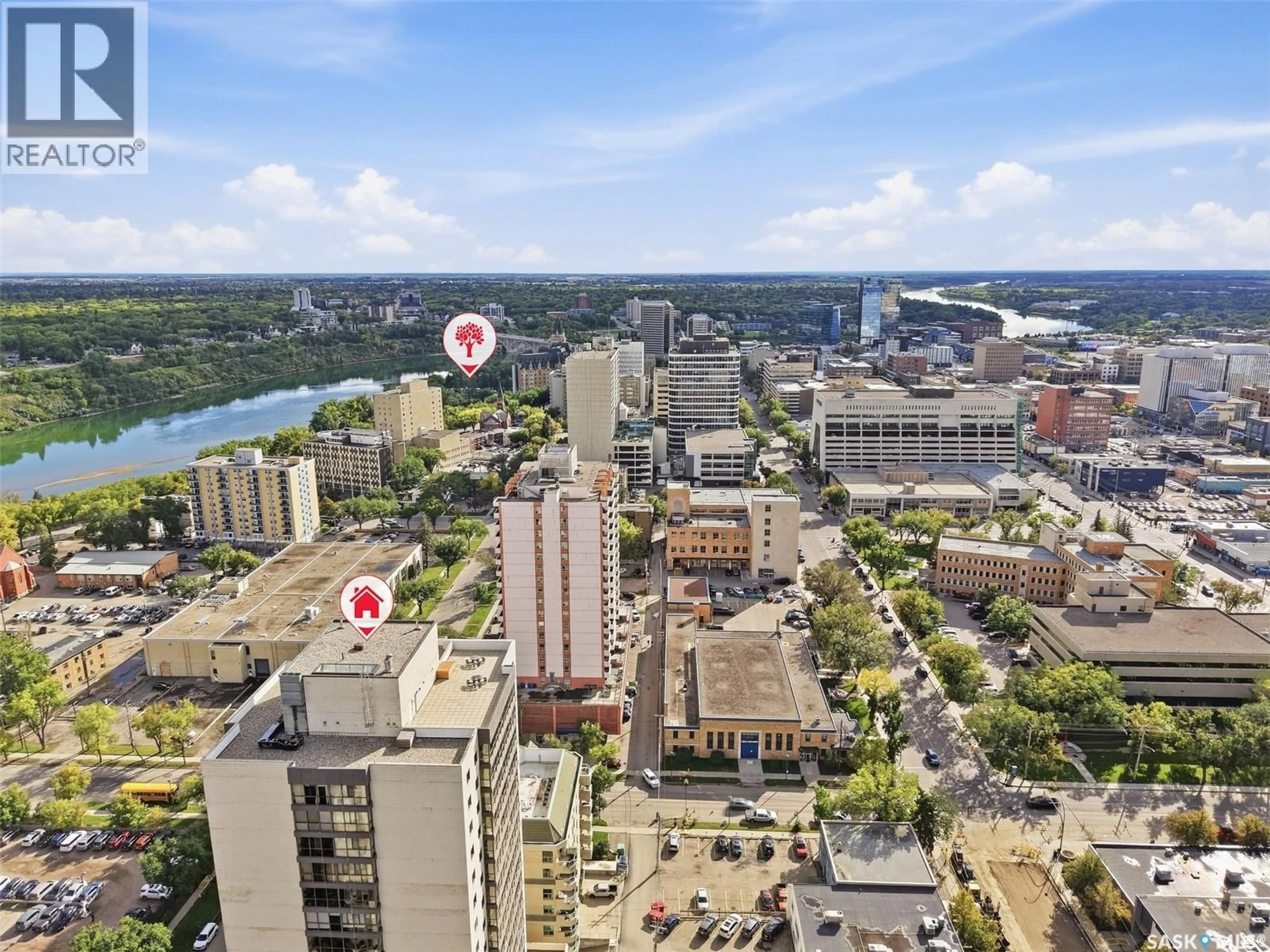 A pic from outside/outdoor area/front of a property/back of a property/a pic from drone, city buildings view from balcony for 1702 315 5TH AVENUE, Saskatoon Saskatchewan S7K5Z8