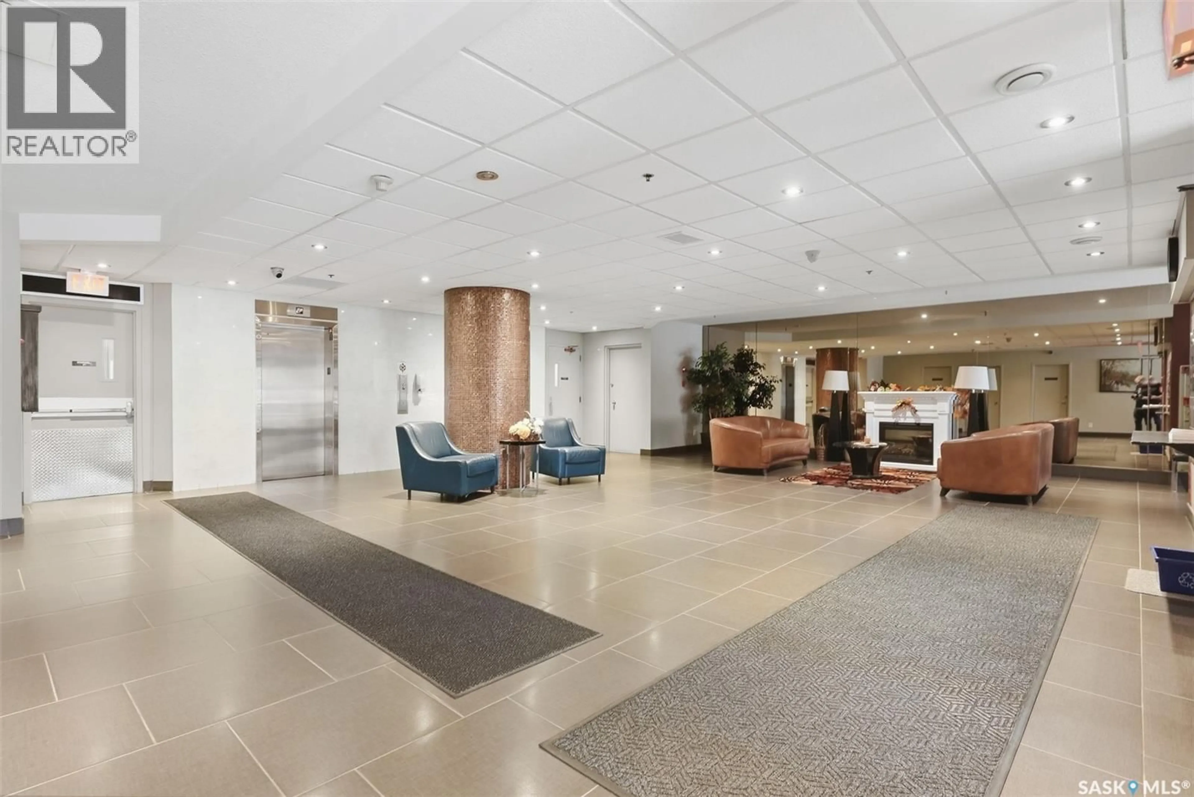 Lobby for 1702 315 5TH AVENUE, Saskatoon Saskatchewan S7K5Z8