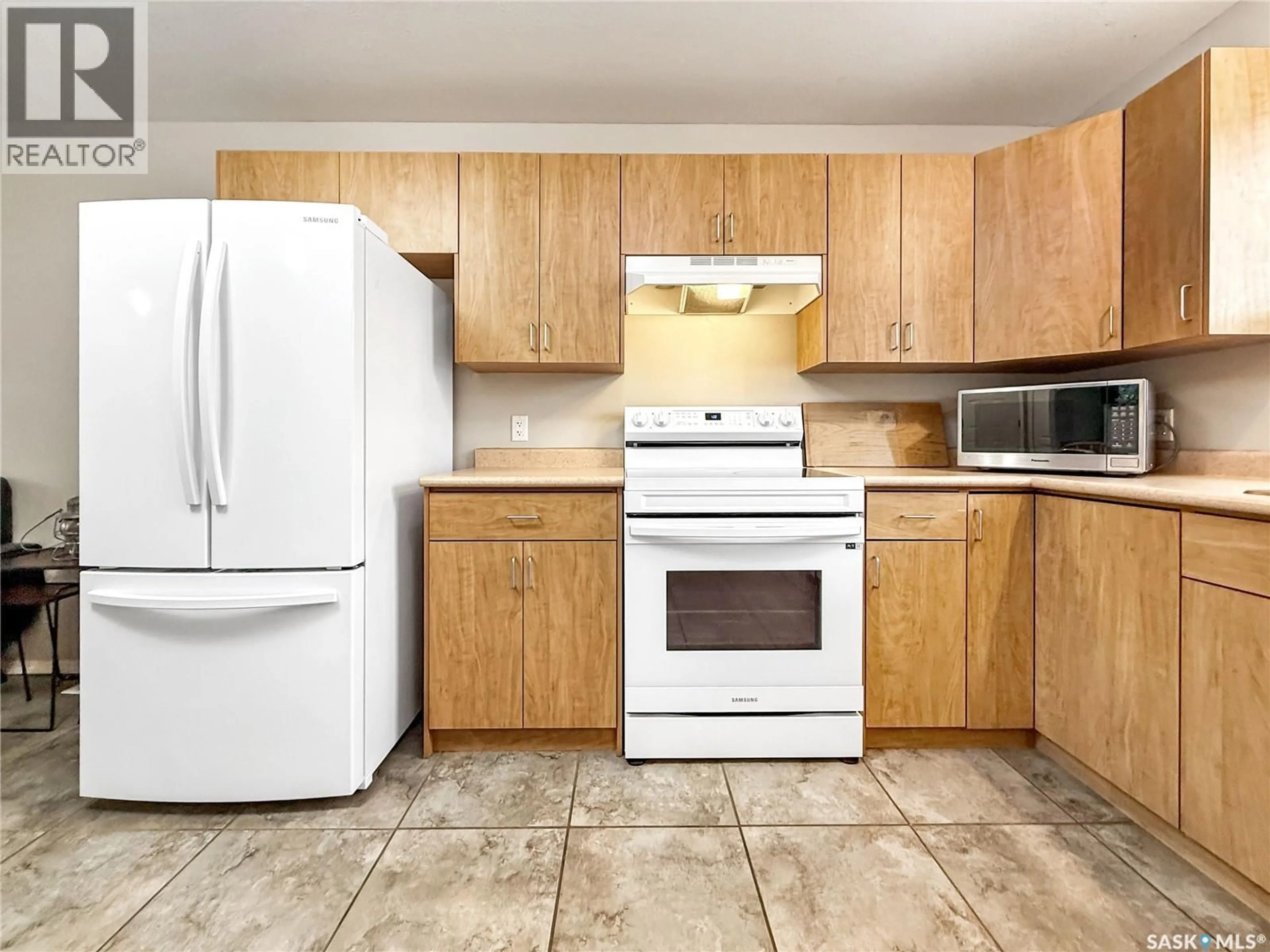 Standard kitchen, unknown for 43 RUMBERGER ROAD, Candle Lake Saskatchewan S0J3E0
