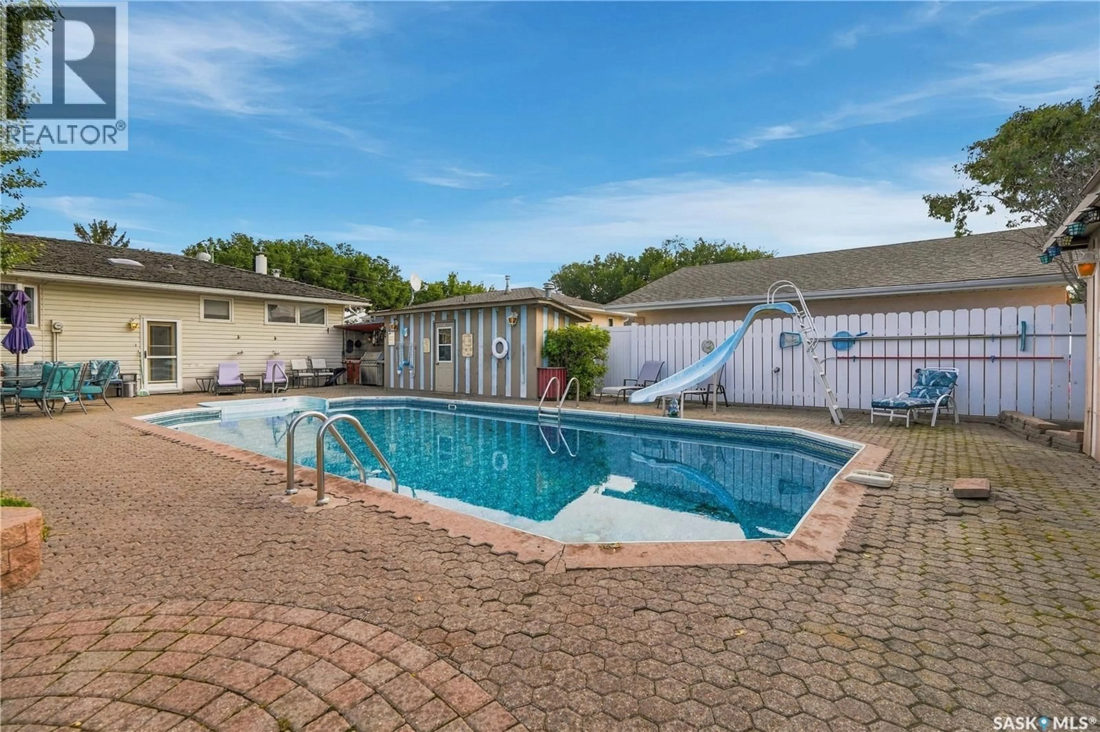 Pool for 1015 SIMCOE STREET, Moose Jaw Saskatchewan S6H3J3