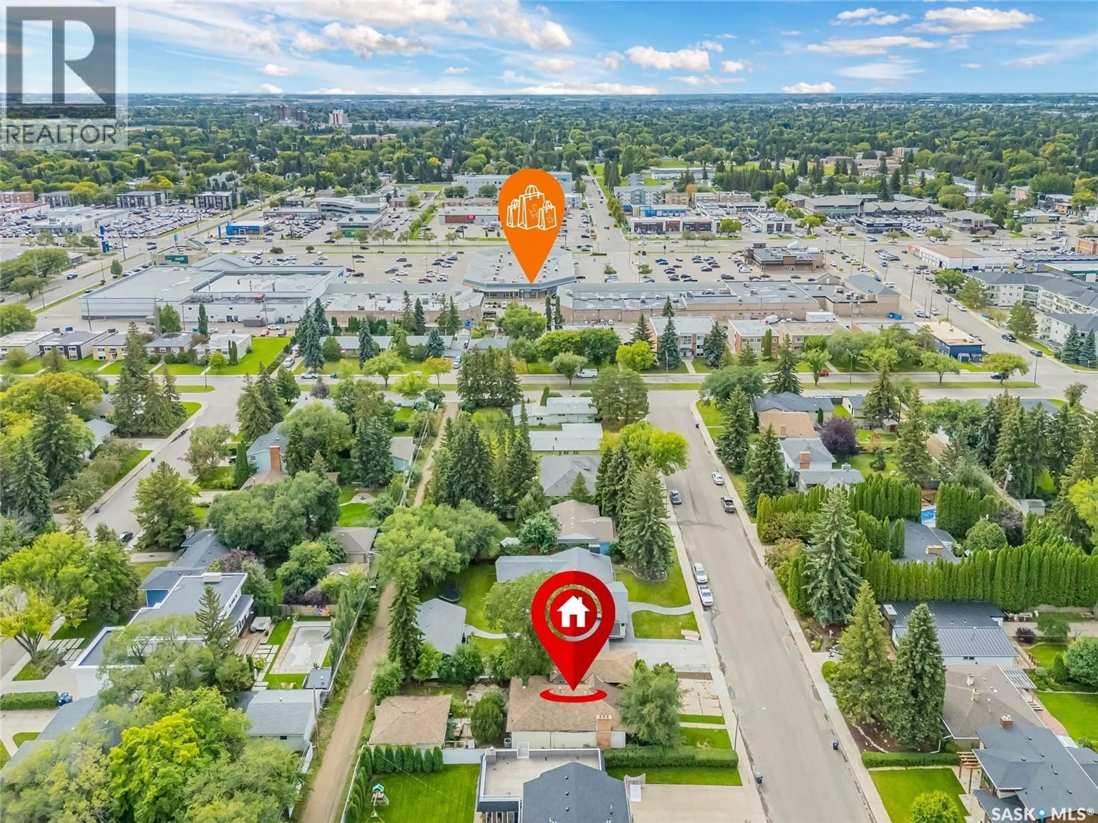 A pic from outside/outdoor area/front of a property/back of a property/a pic from drone, street for 509 LAKE CRESCENT, Saskatoon Saskatchewan S7H3A3
